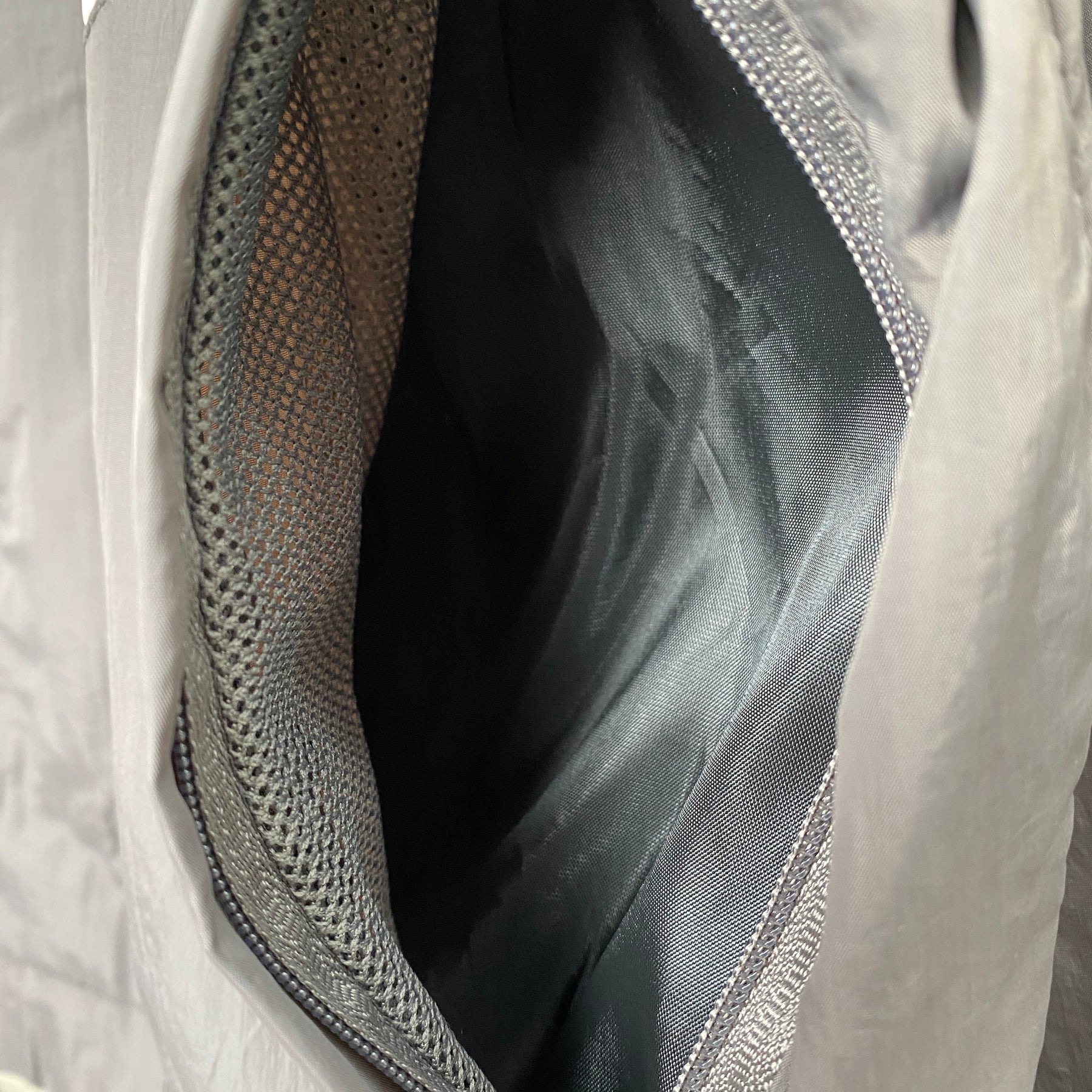 WINDBREAKER REAL MADRID GRAY 24/25