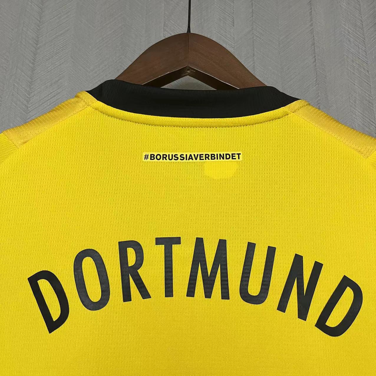 CAMISA BORUSSIA DORTMUND FEMININA HOME 23/24