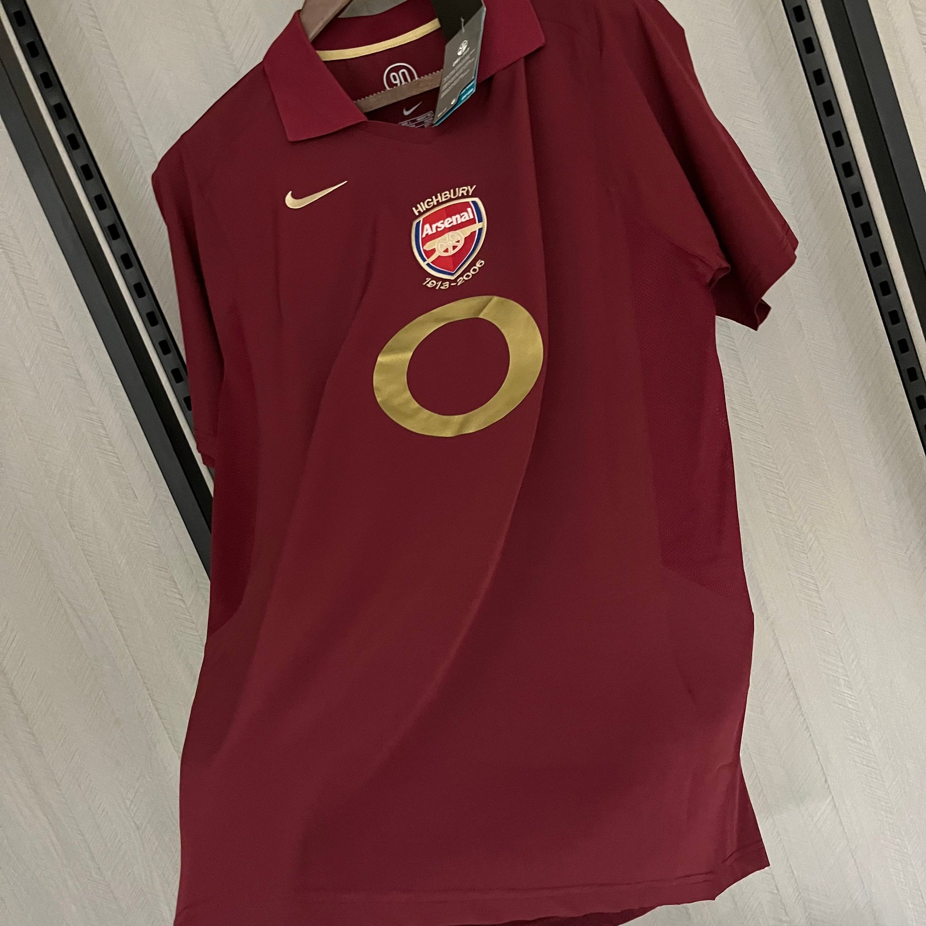 CAMISA ARSENAL RETRÔ HOME 05/06