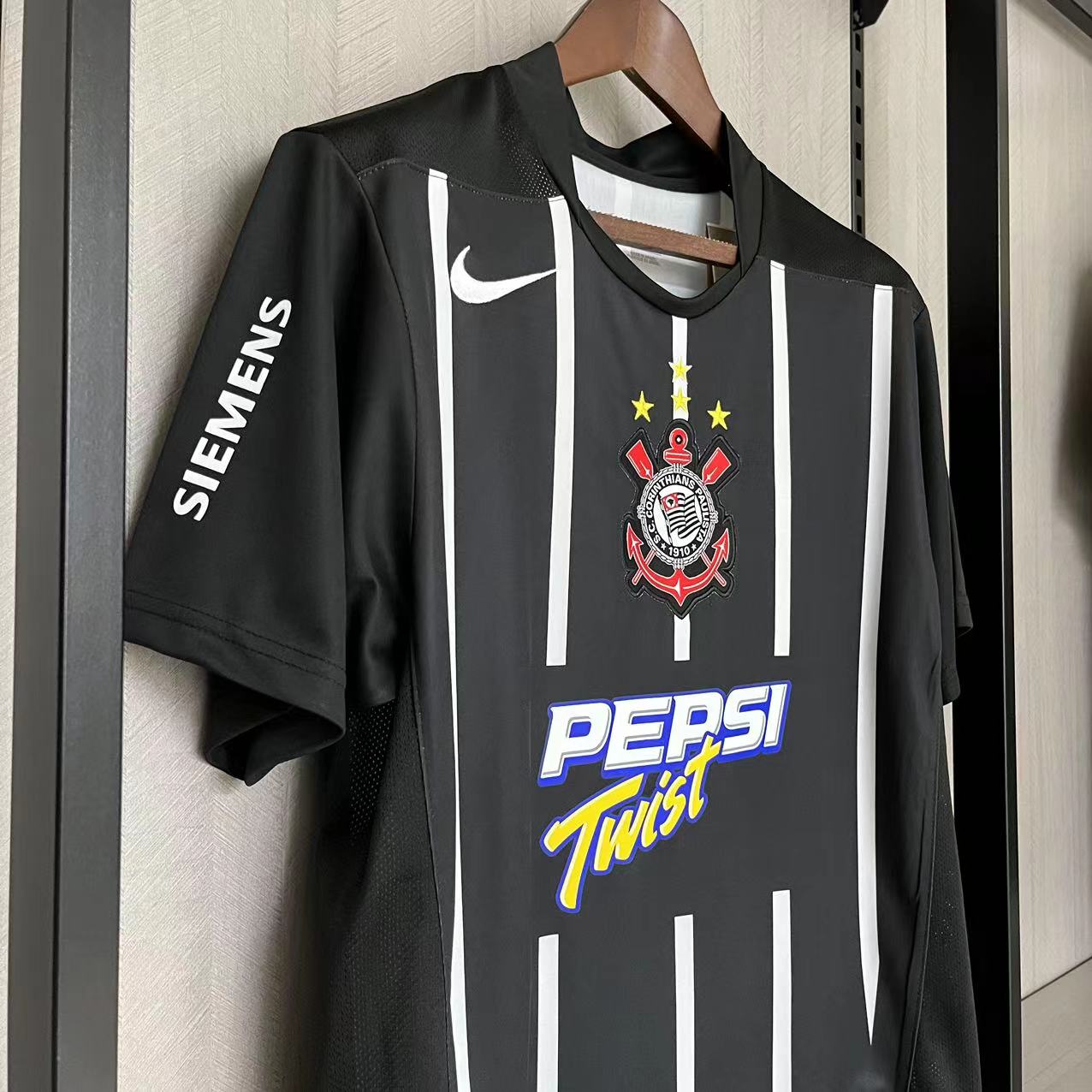 CAMISA CORINTHIANS RETRÔ AWAY 2004