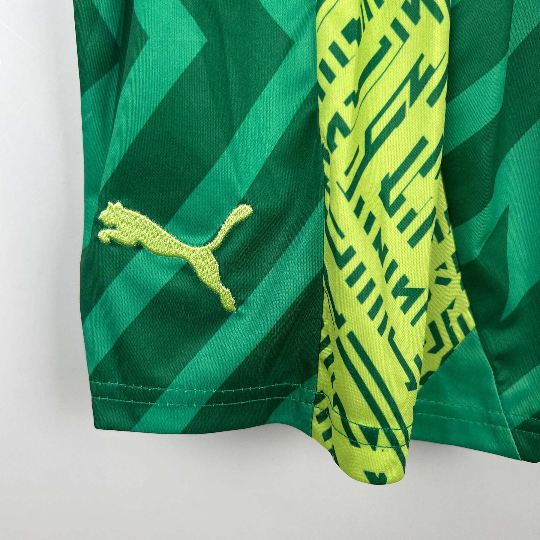 KIT INFANTIL MANCHESTER CITY GOLEIRO VERDE 23/24