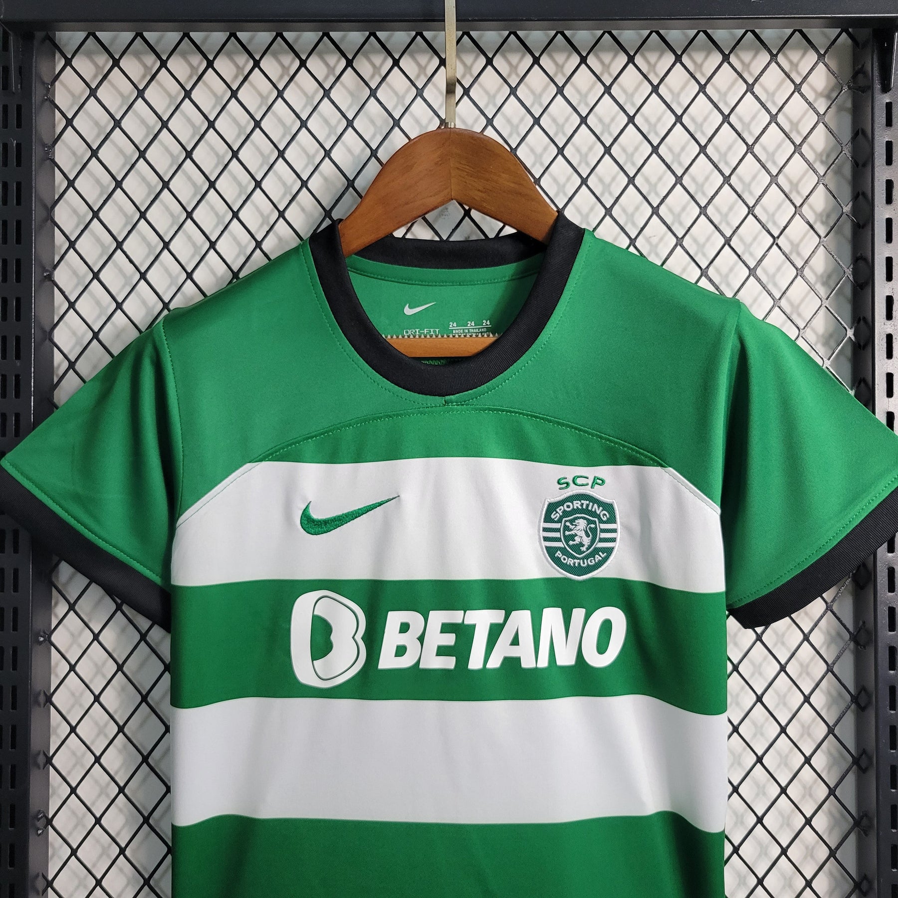 KIT INFANTIL SPORTING LISBOA HOME 23/24