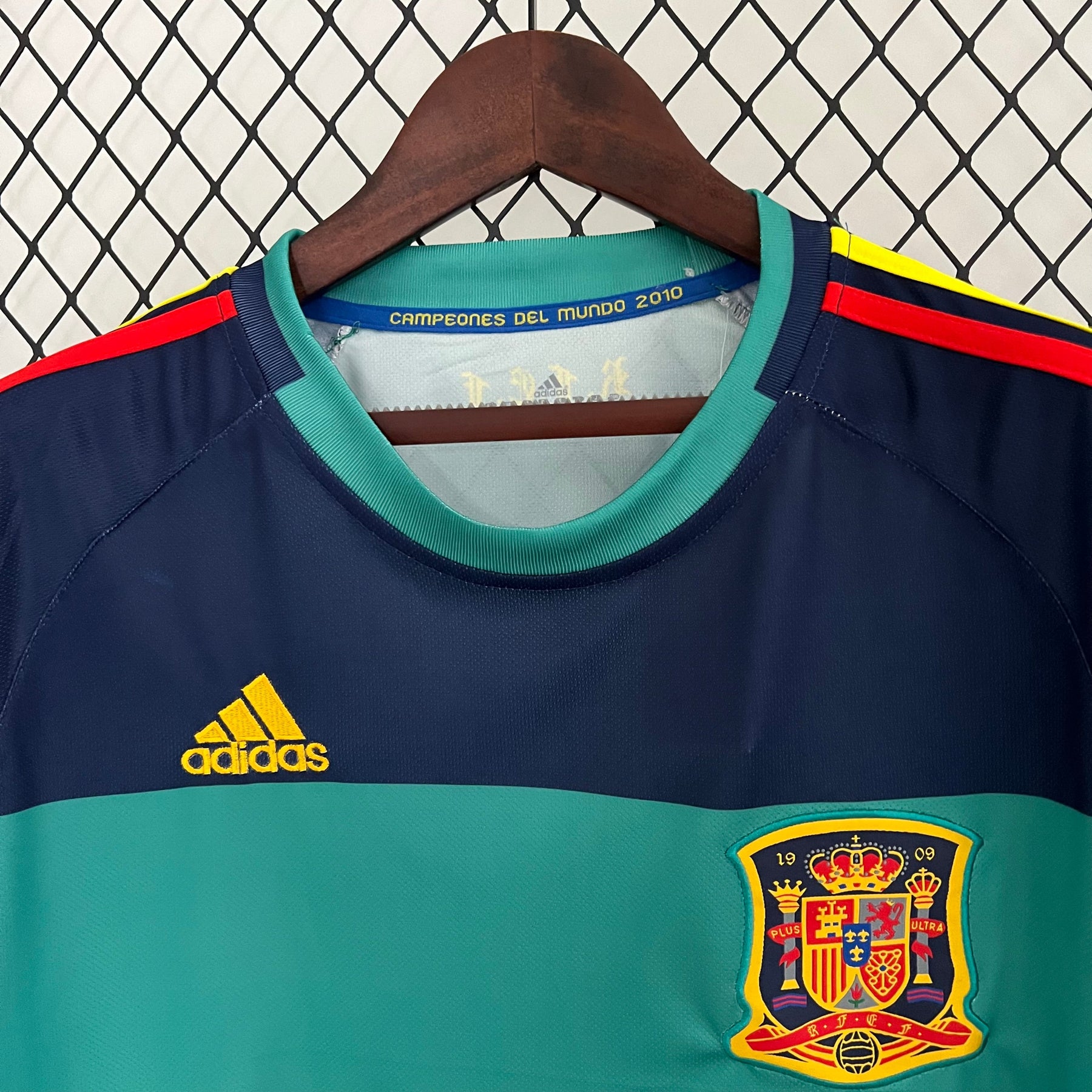 CAMISA RETRÔ ESPANHA GOLEIRO 2010