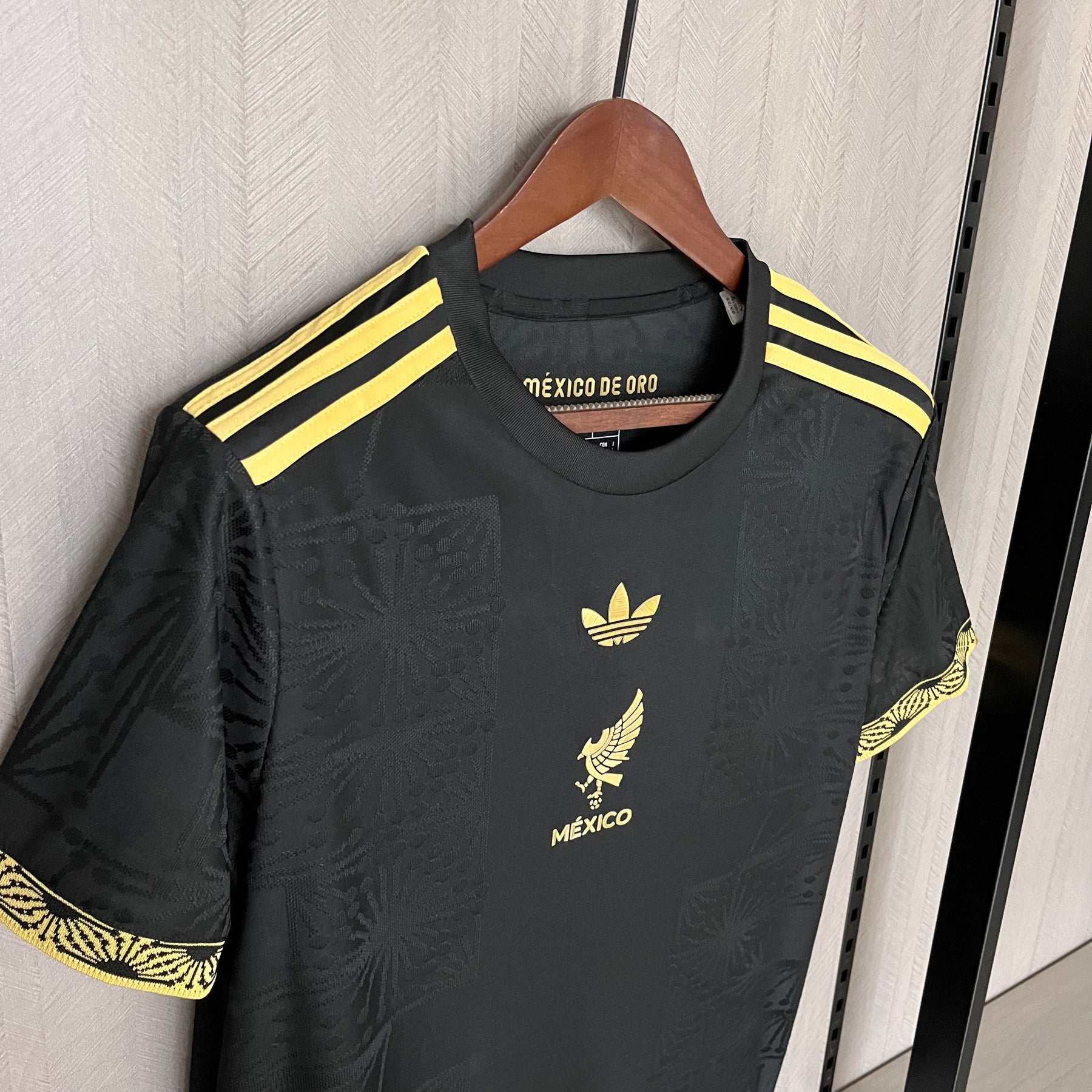 CAMISA VERSÃO JOGADOR MÉXICO BLACK 25/26