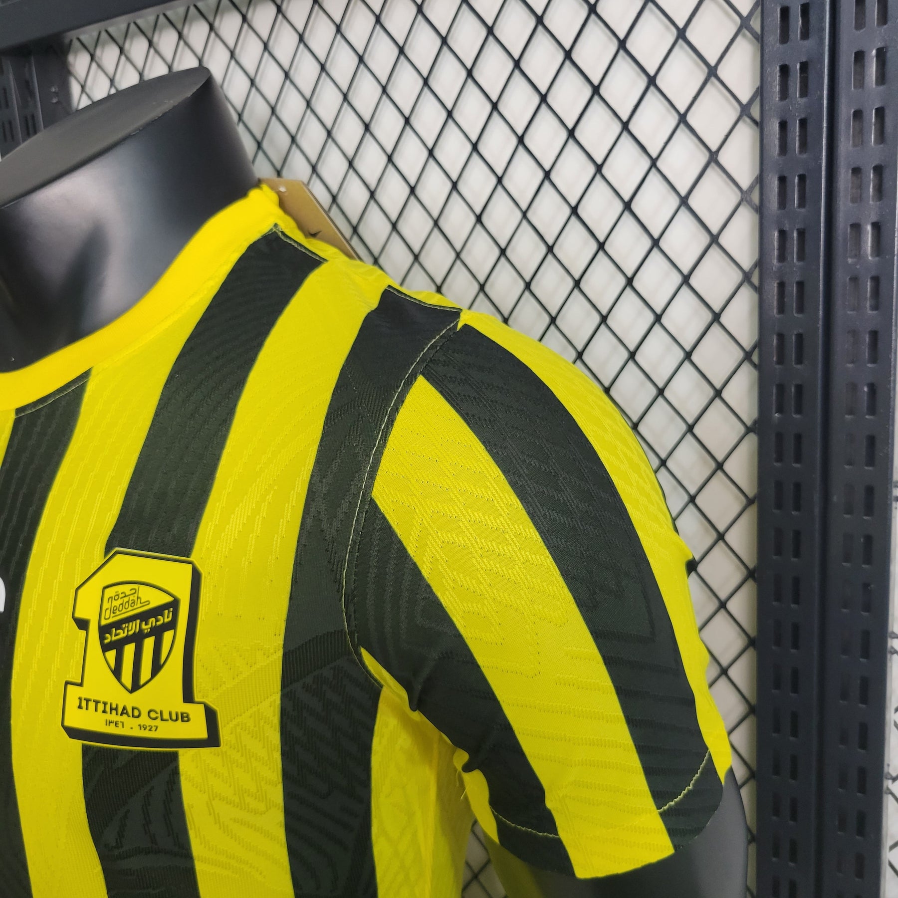 CAMISA AL ITIHAD VERSÃO JOGADOR HOME 23/24