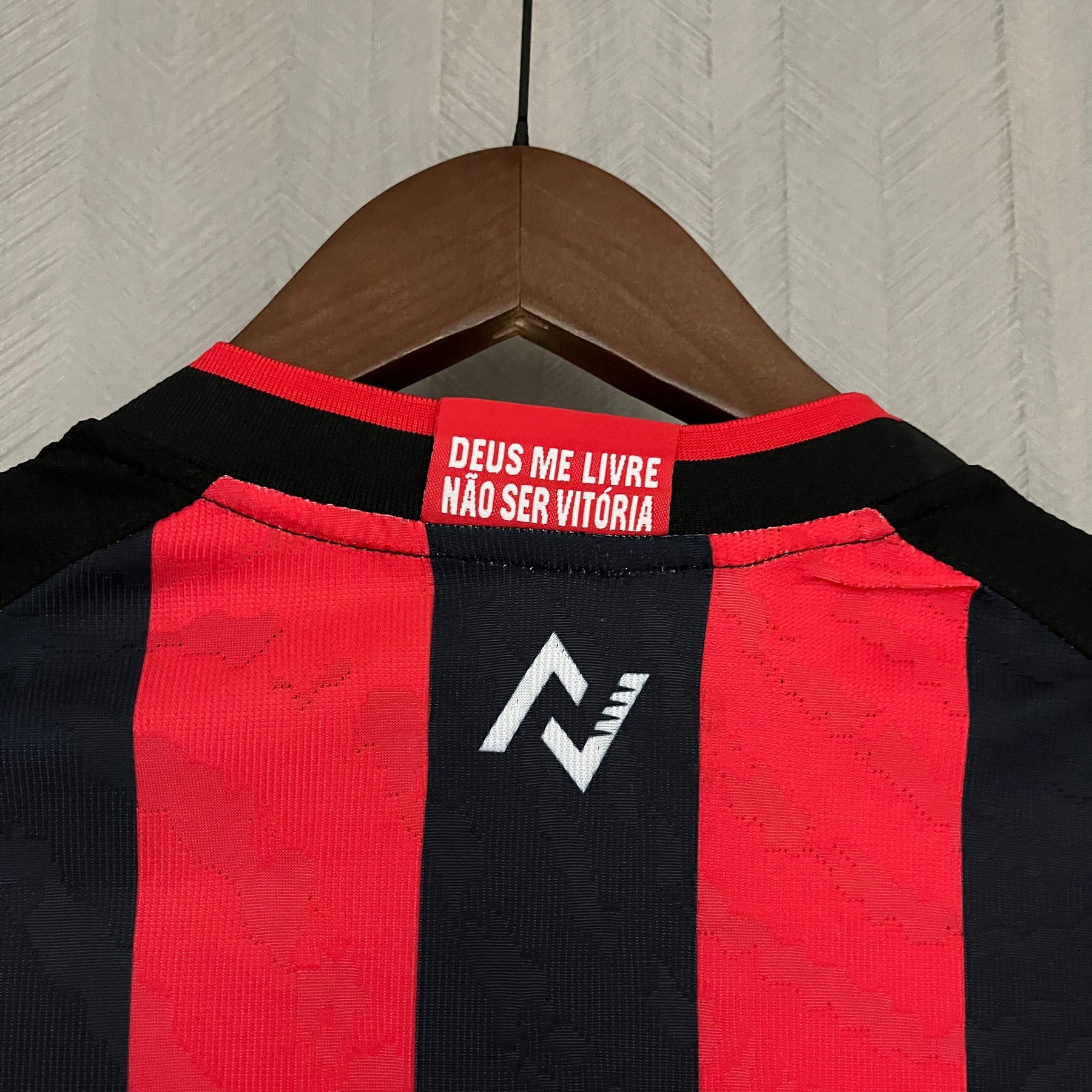 CAMISA VITÓRIA FEMININA HOME 23/24