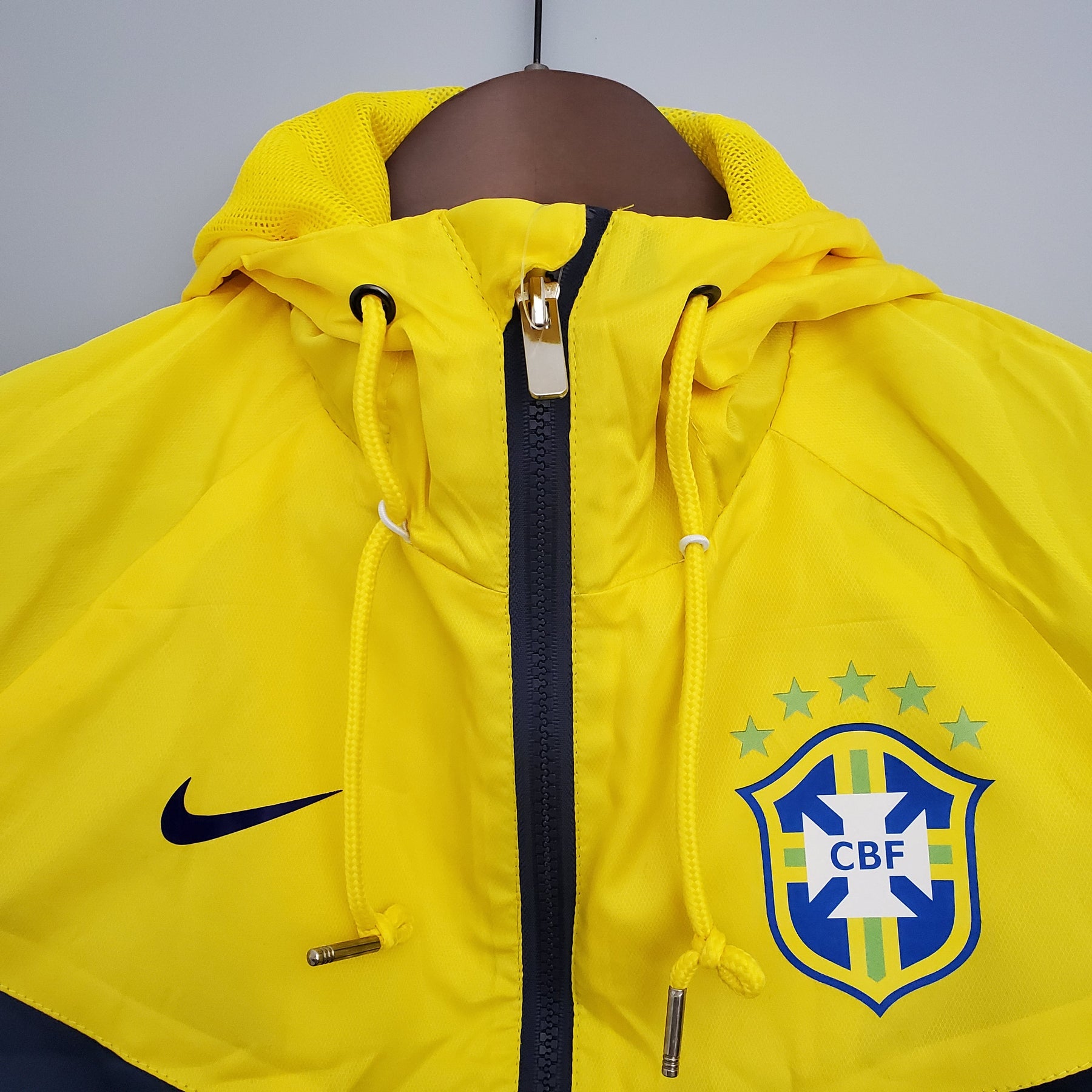 CORTA-VENTO BRASIL AMARELO