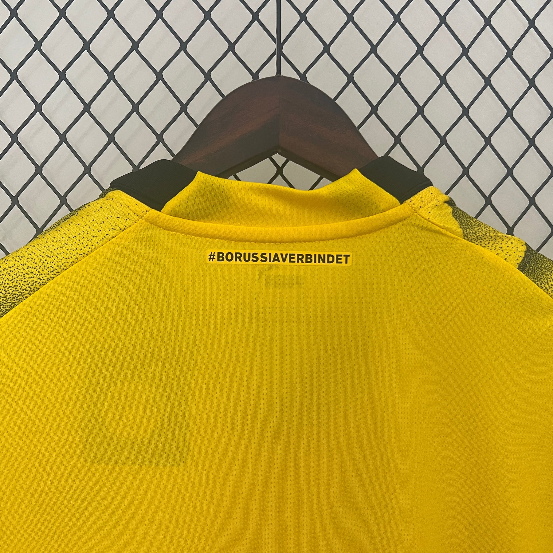 CAMISA BORUSSIA DORTMUND COPA 23/24