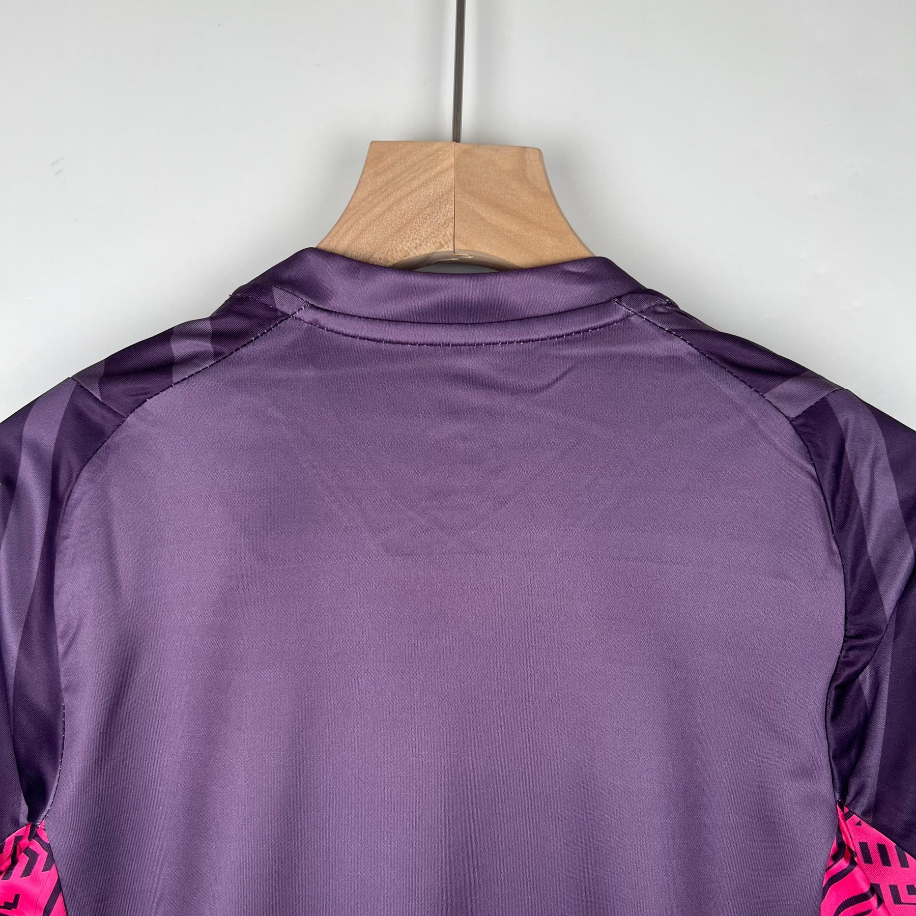 KIT INFANTIL MANCHESTER CITY GOLEIRO ROXO 23/24