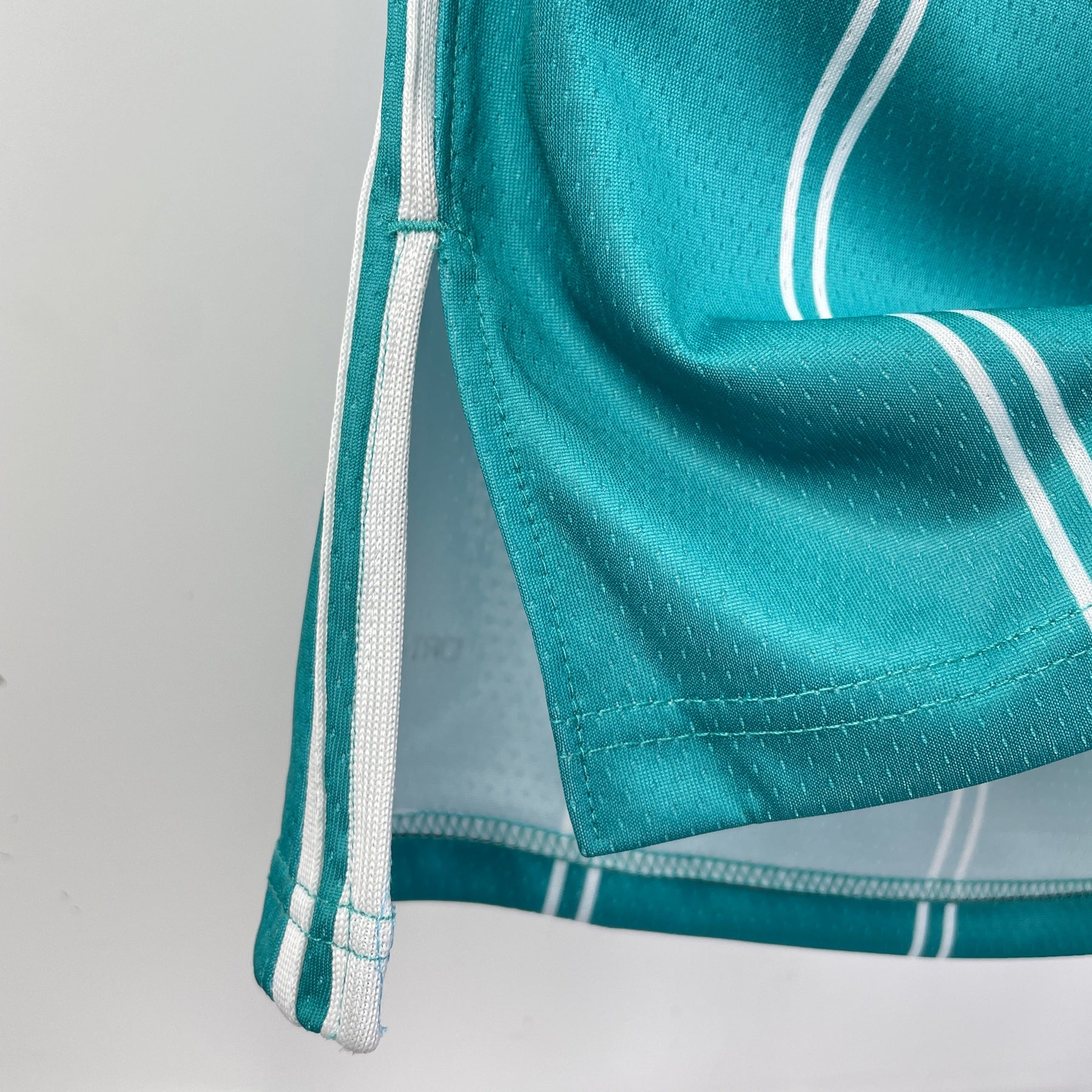 NBA CHARLOTTE HORNETS AZUL 23/24