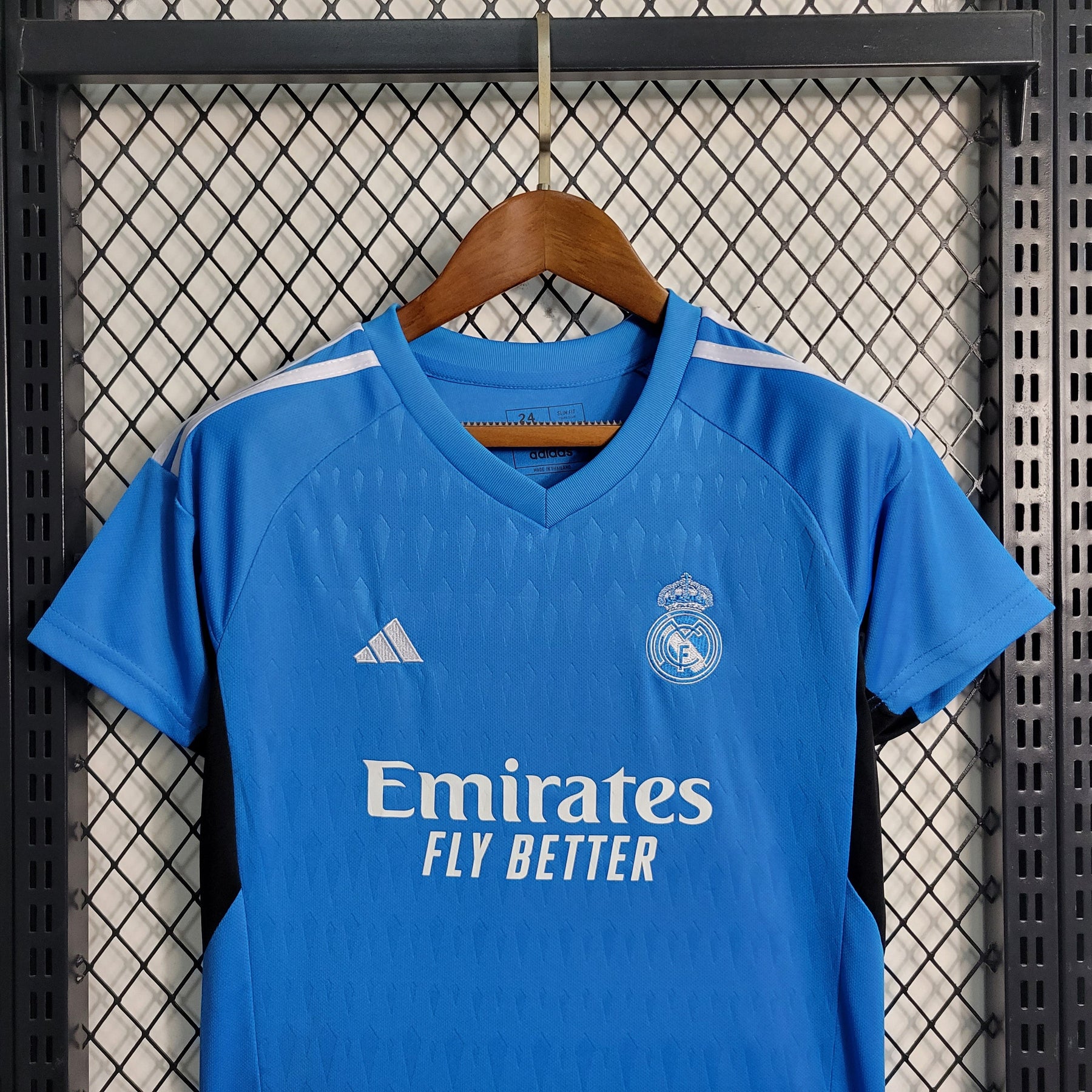 KIT INFANTIL REAL MADRID GOLEIRO AZUL 23/24