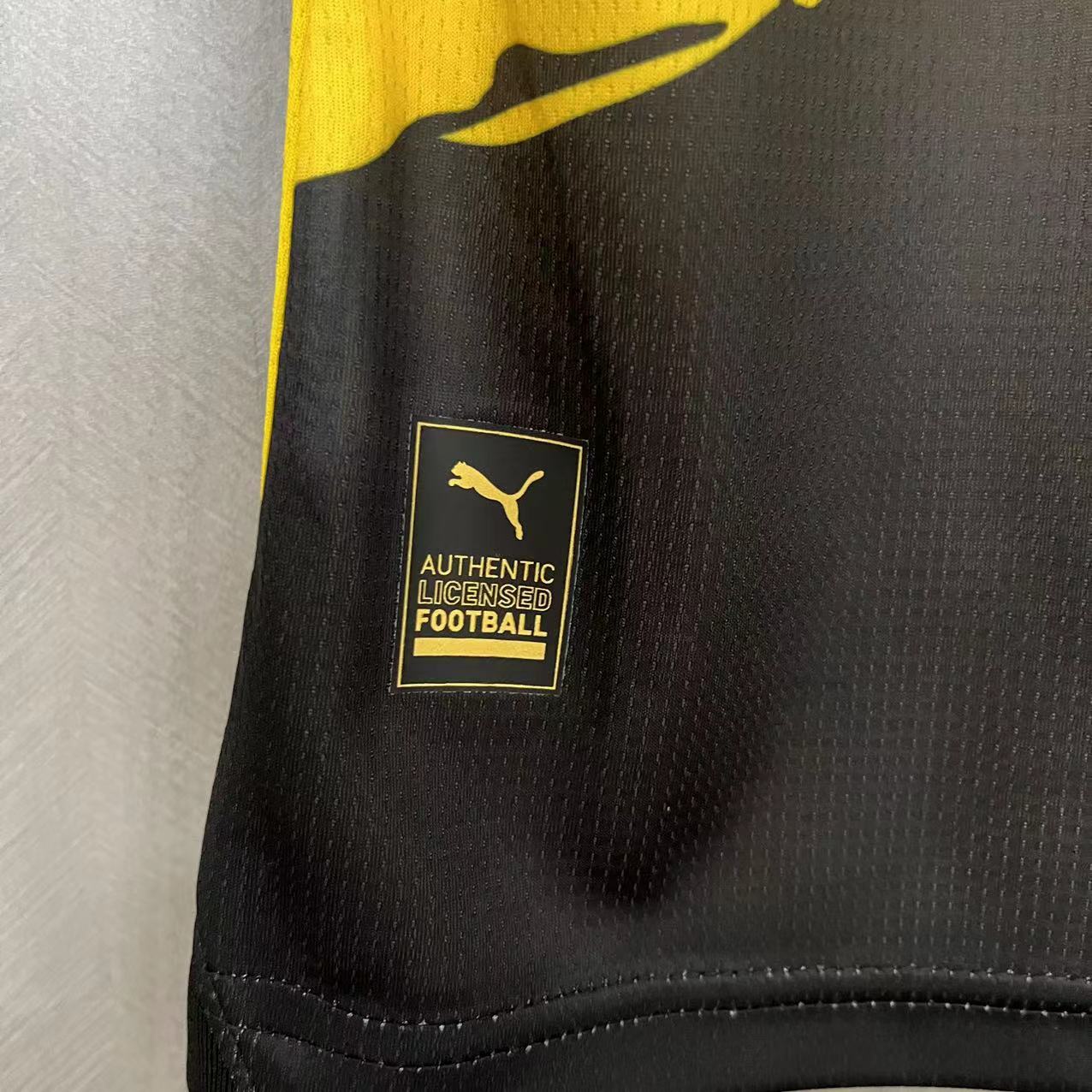 CAMISA BORUSSIA DORTMUND FEMININA HOME 23/24