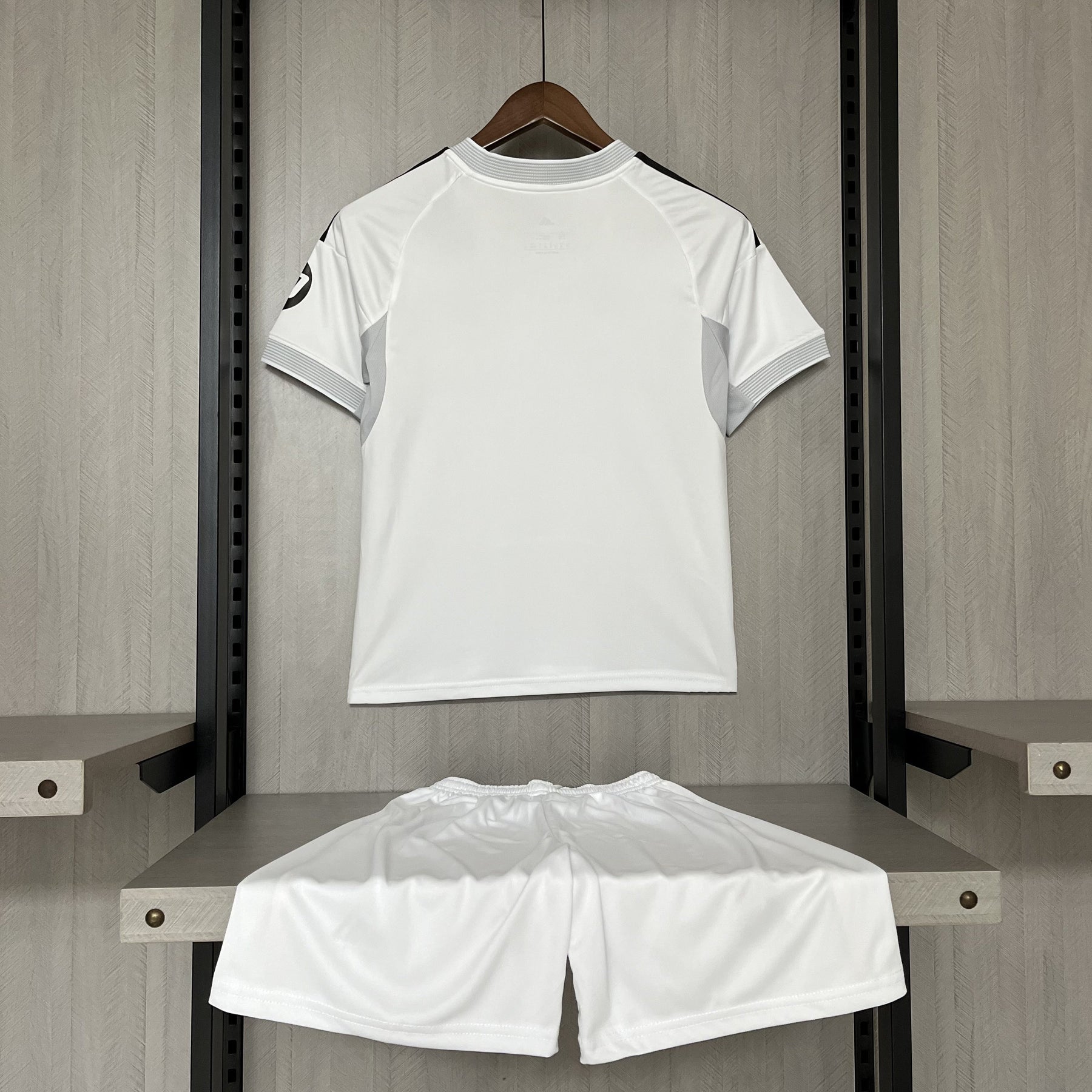 KIT INFANTIL REAL MADRID HOME 25/26