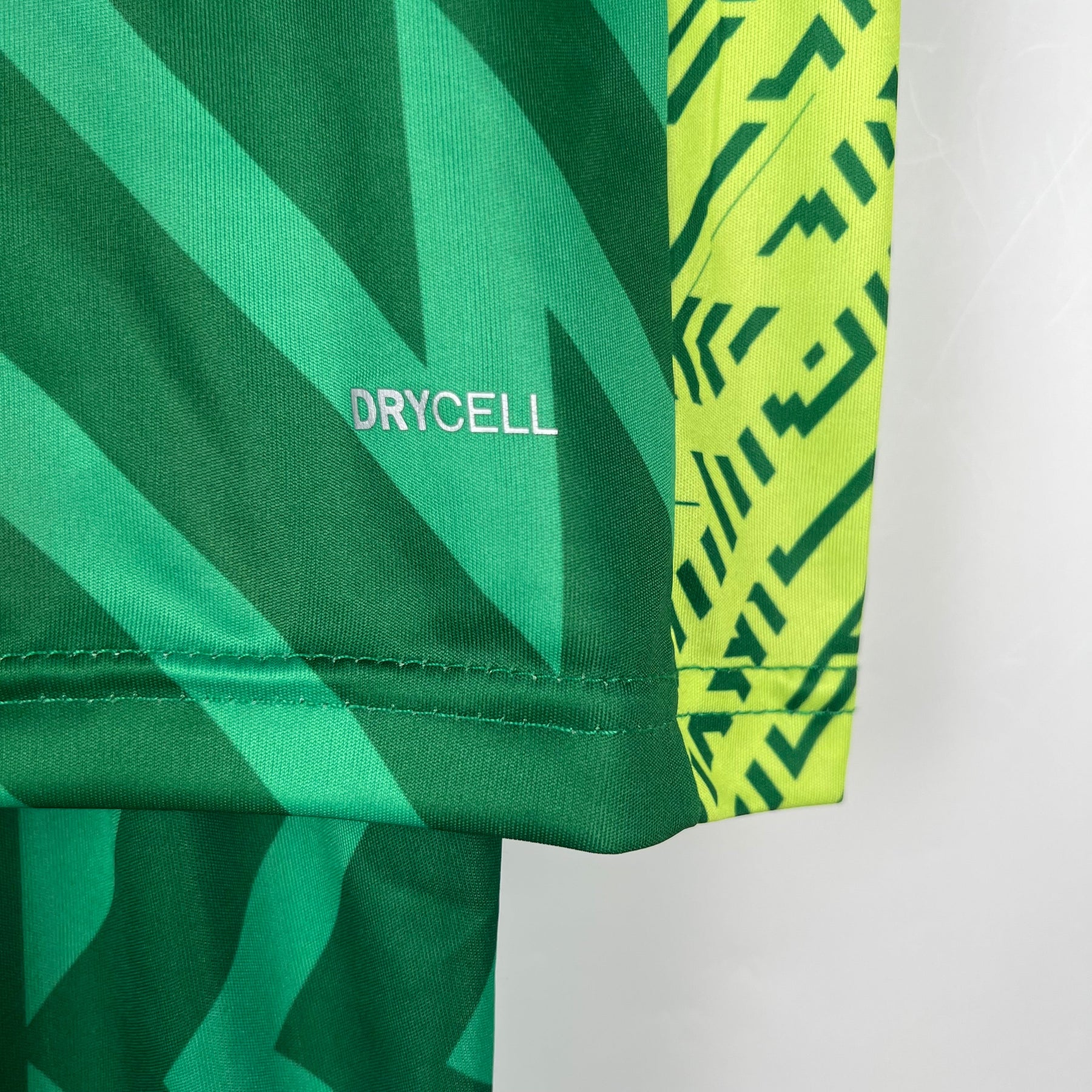 KIT INFANTIL MANCHESTER CITY GOLEIRO VERDE 23/24