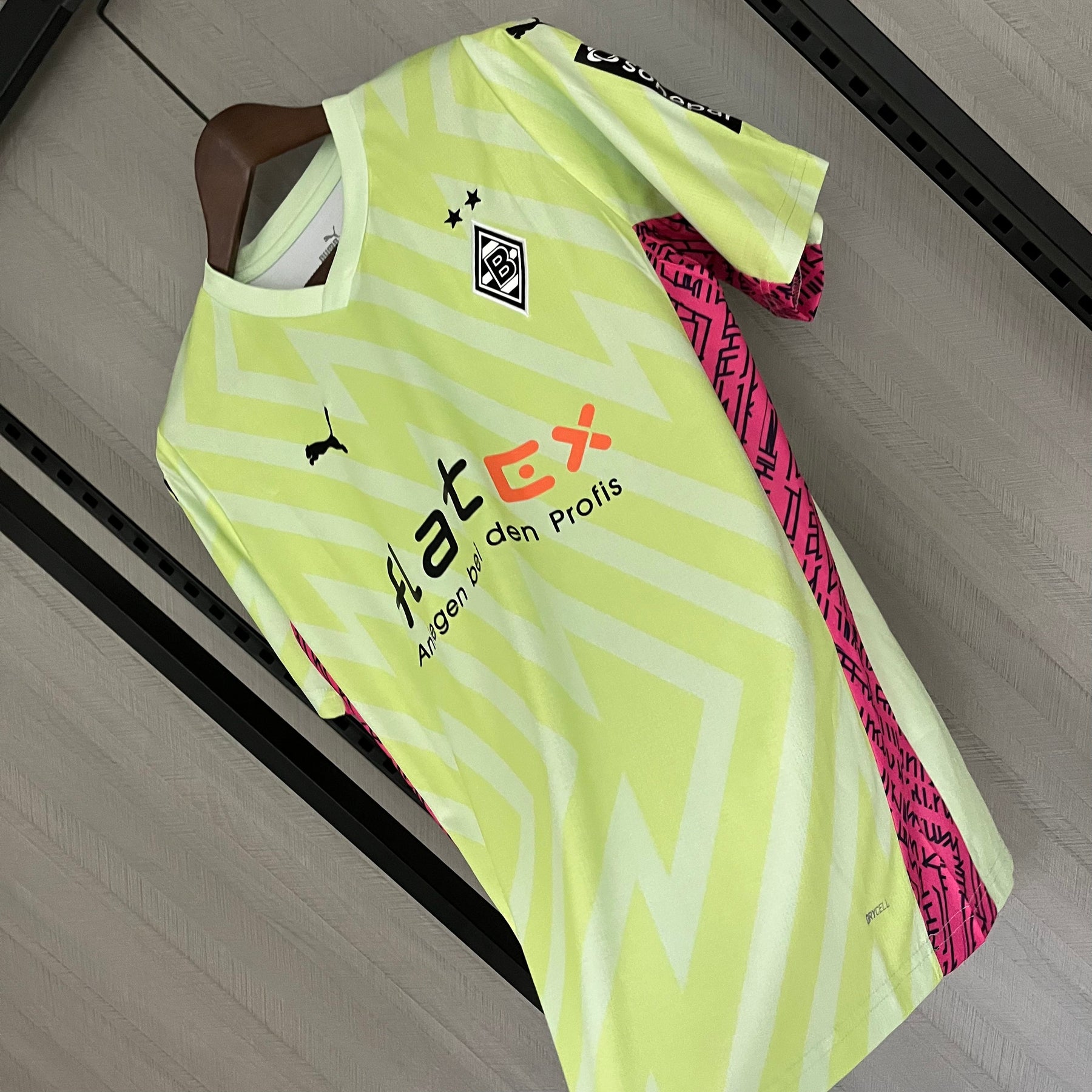 CAMISA BORUSSIA MONCHENGLADBACH GOLEIRO VERDE 23/24