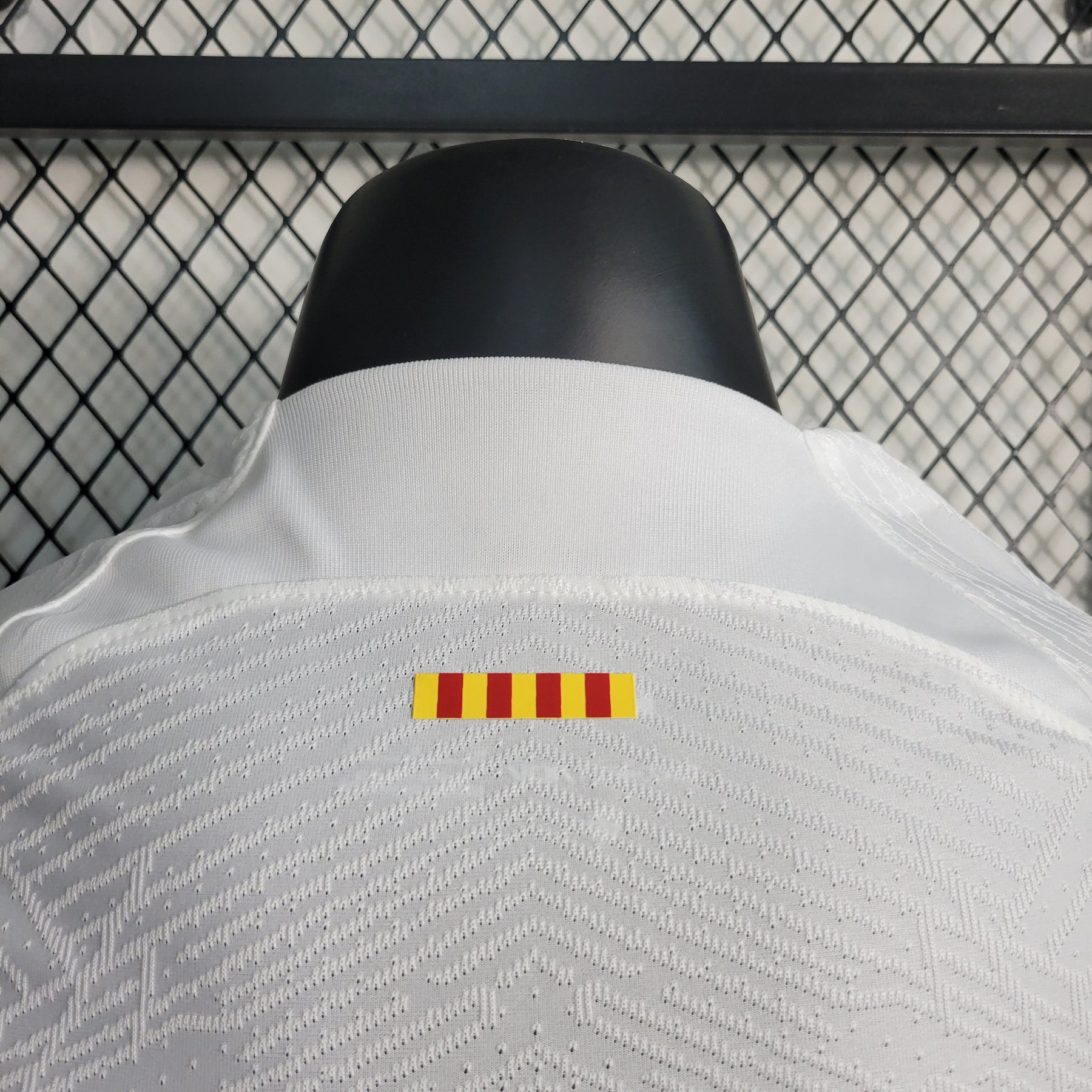CAMISA BARCELONA VERSÃO JOGADOR AWAY 23/24