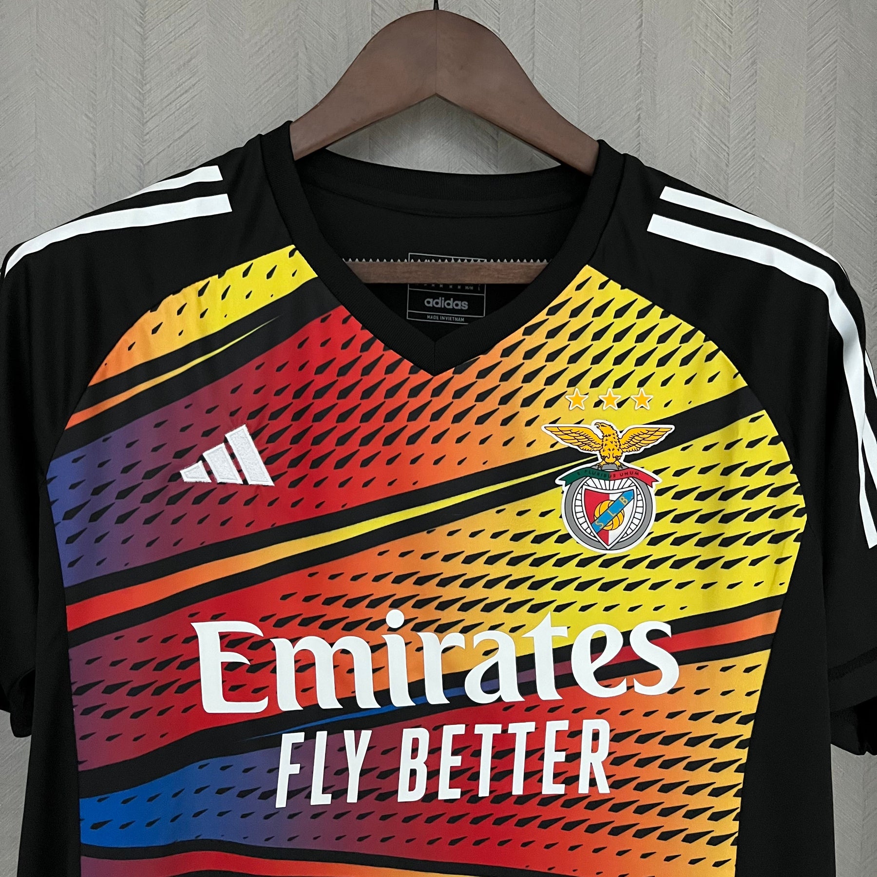 CAMISA BENFICA PRÉ-JOGO 23/24