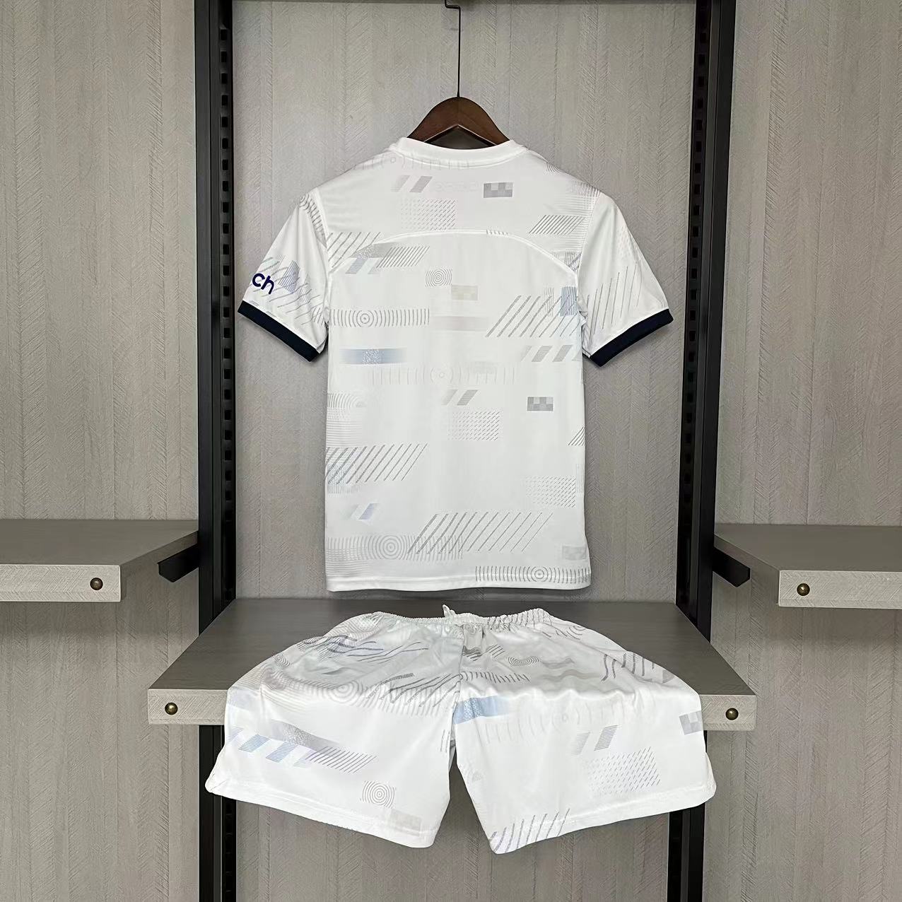 KIT-INFANTIL TOTTENHAM HOME 23/24