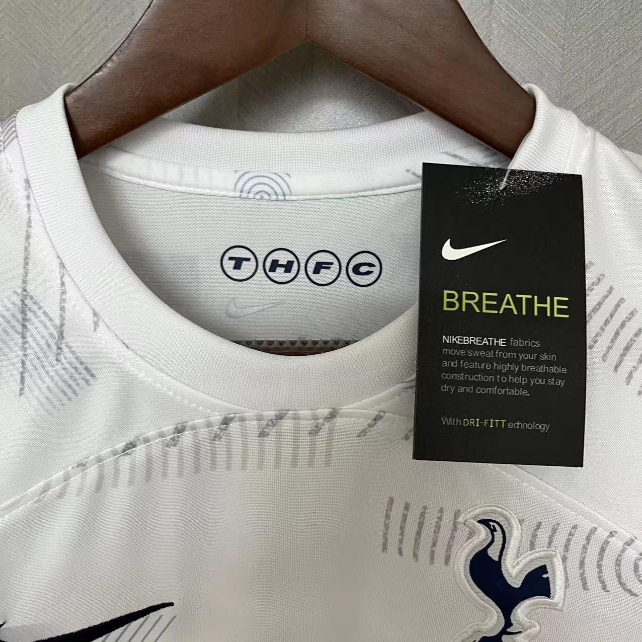 KIT-INFANTIL TOTTENHAM HOME 23/24
