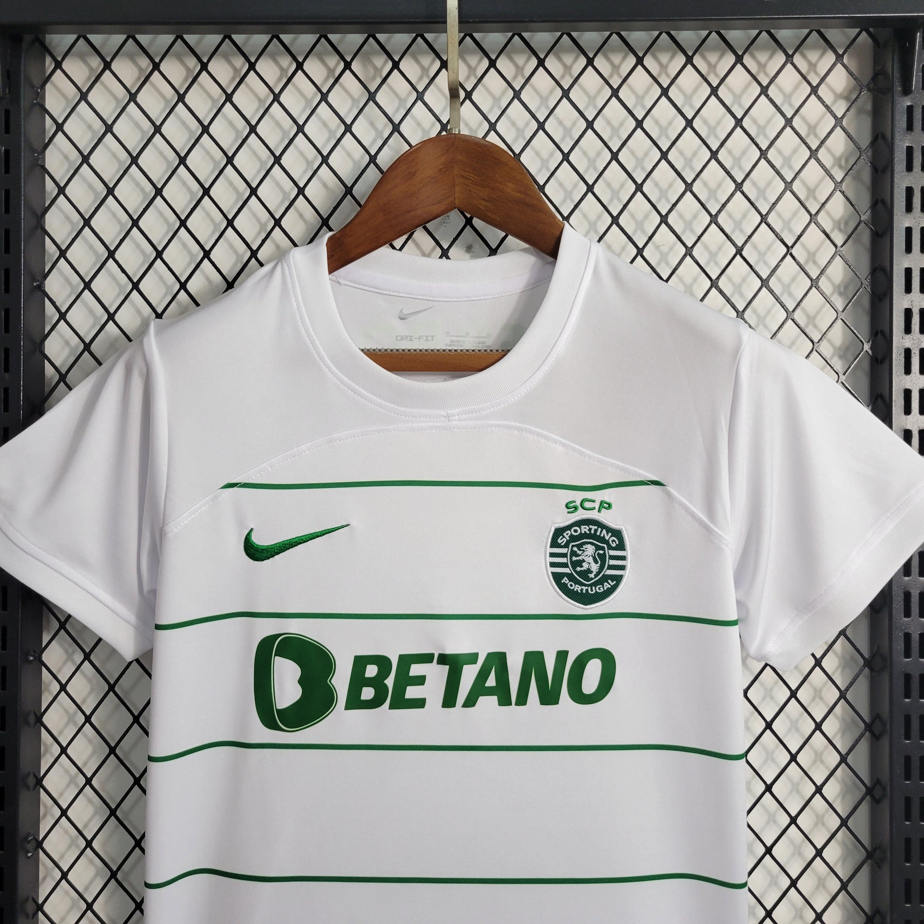 KIT INFANTIL SPORTING LISBOA AWAY 23/24