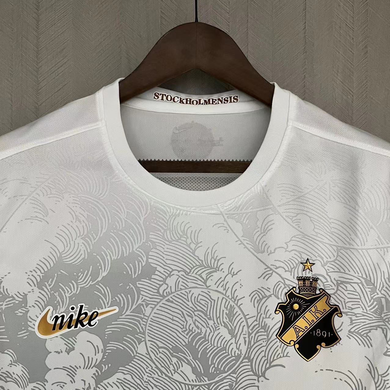 CAMISA AIK 132 ANOS EDIÇÃO COMEMORATIVA 23/24