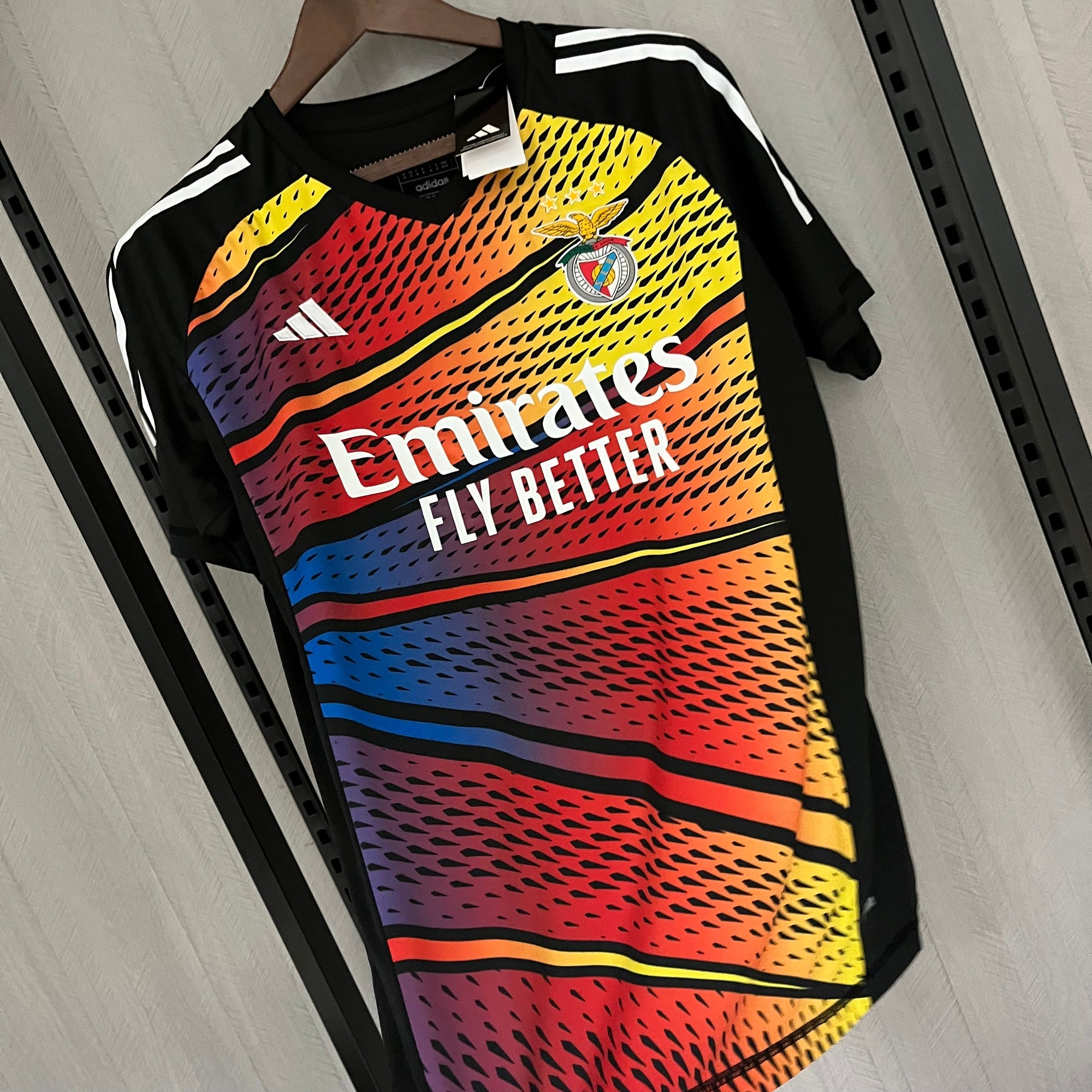 CAMISA BENFICA PRÉ-JOGO 23/24