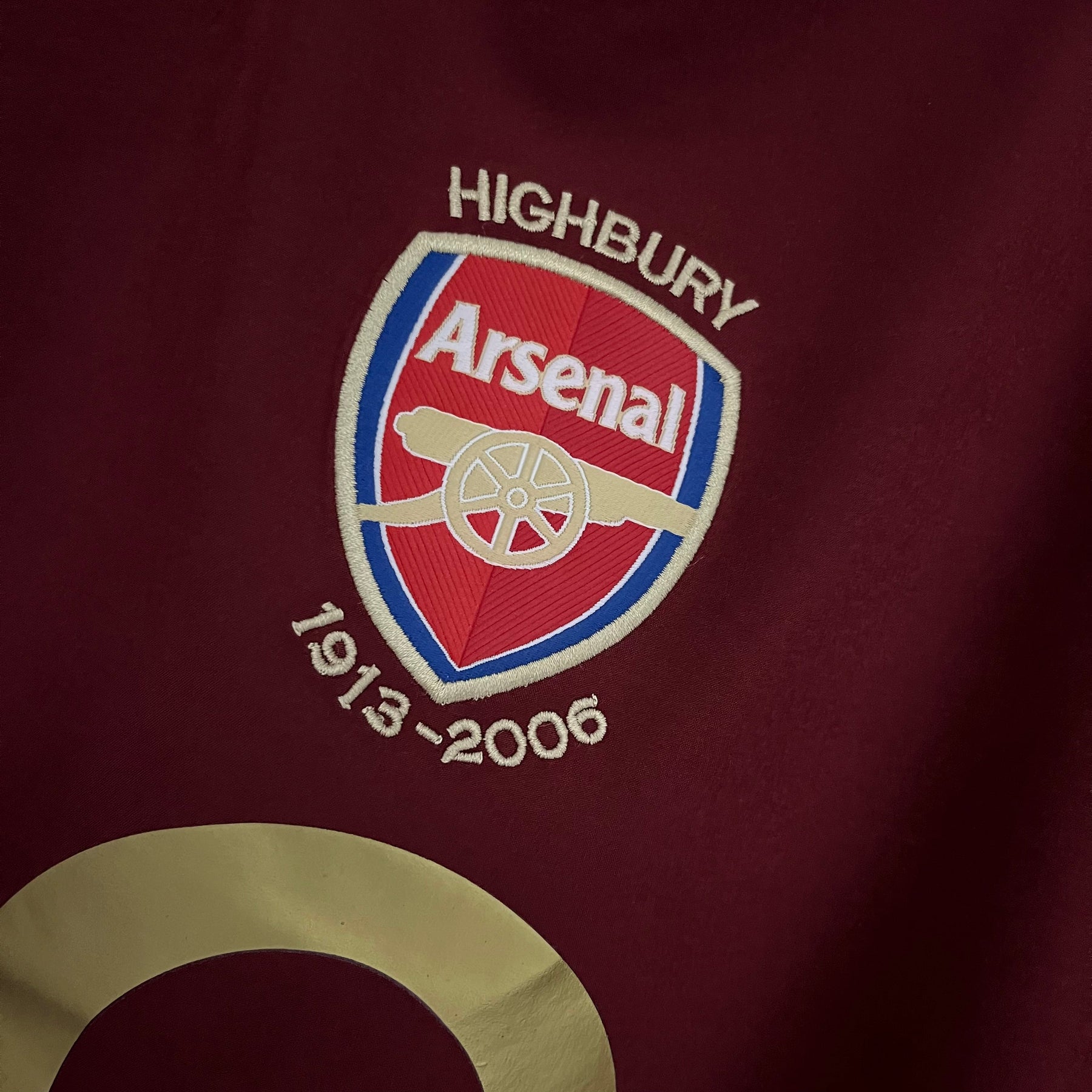 CAMISA ARSENAL RETRÔ HOME 05/06