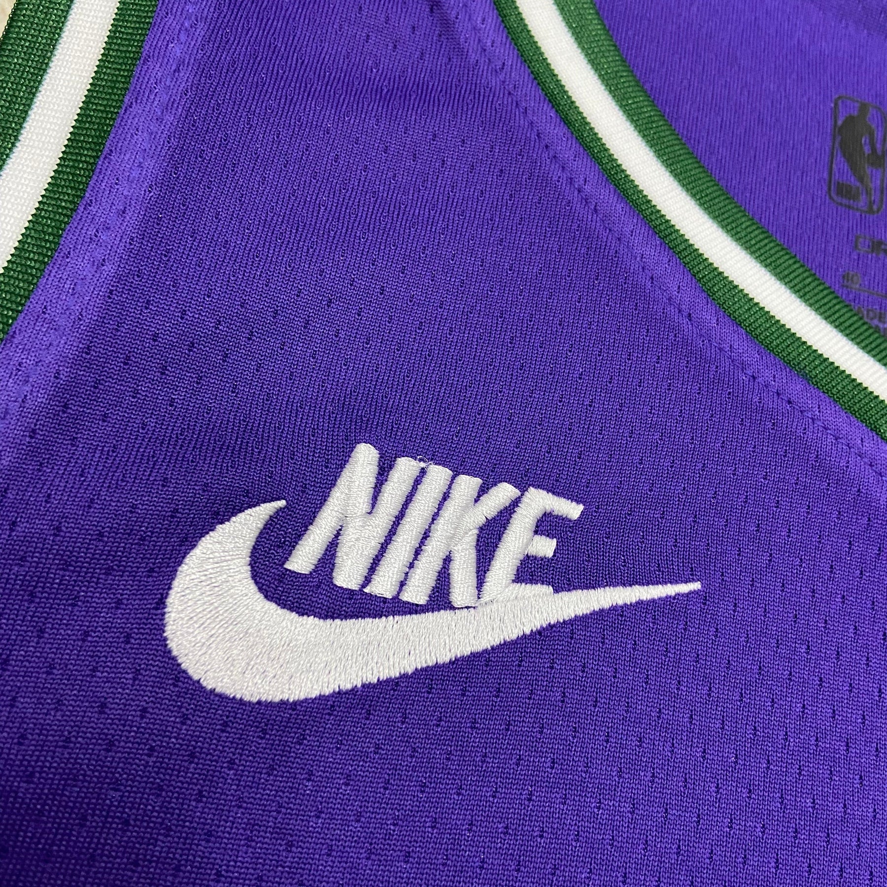 NBA MILWAUKEE BUCKS PURPLE RETRO 22/23
