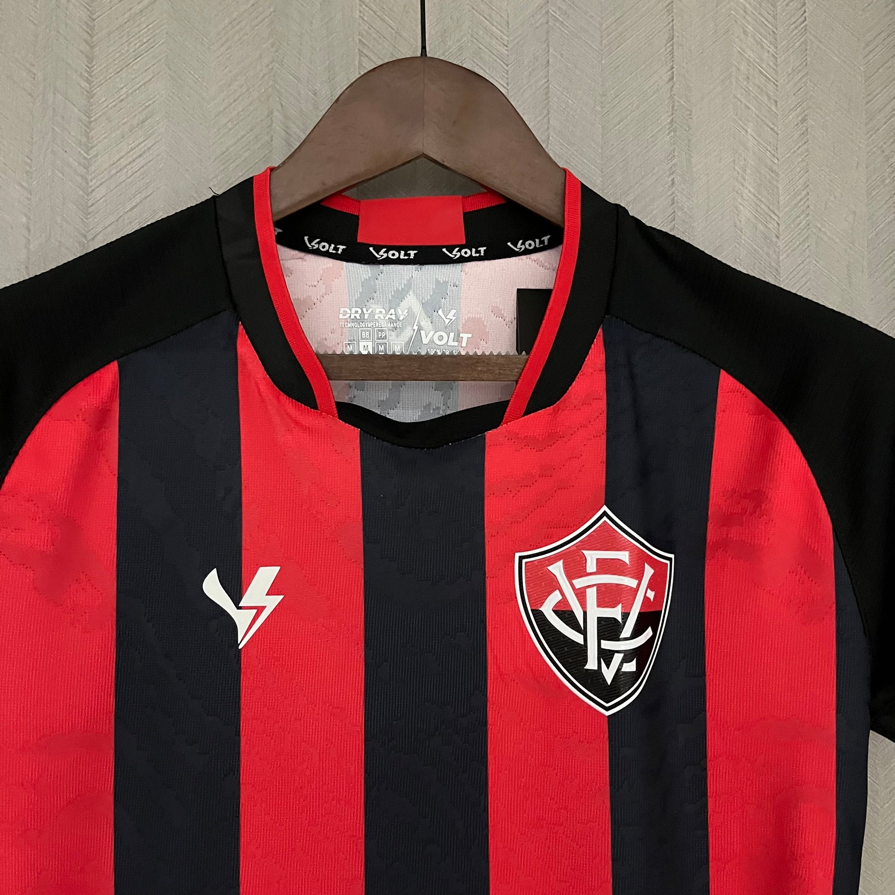 CAMISA VITÓRIA FEMININA HOME 23/24