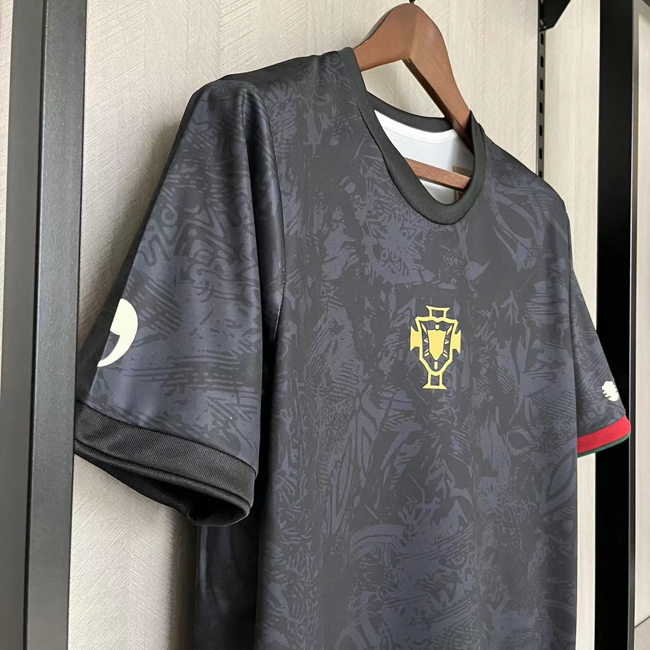 CAMISA CRISTIANO RONALDO PORTUGAL BLACK 23/24