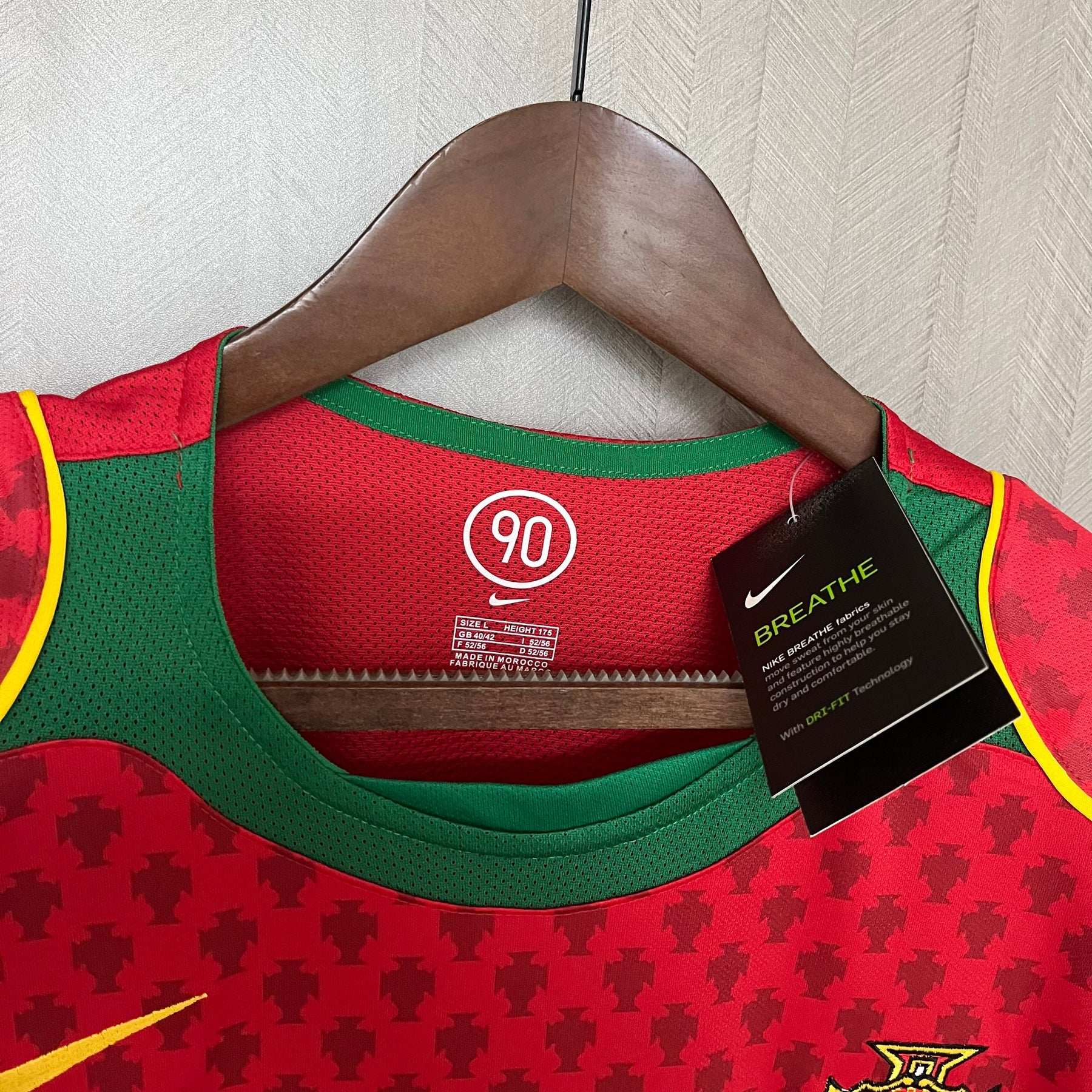 CAMISA RETRÔ PORTUGAL HOME 2004
