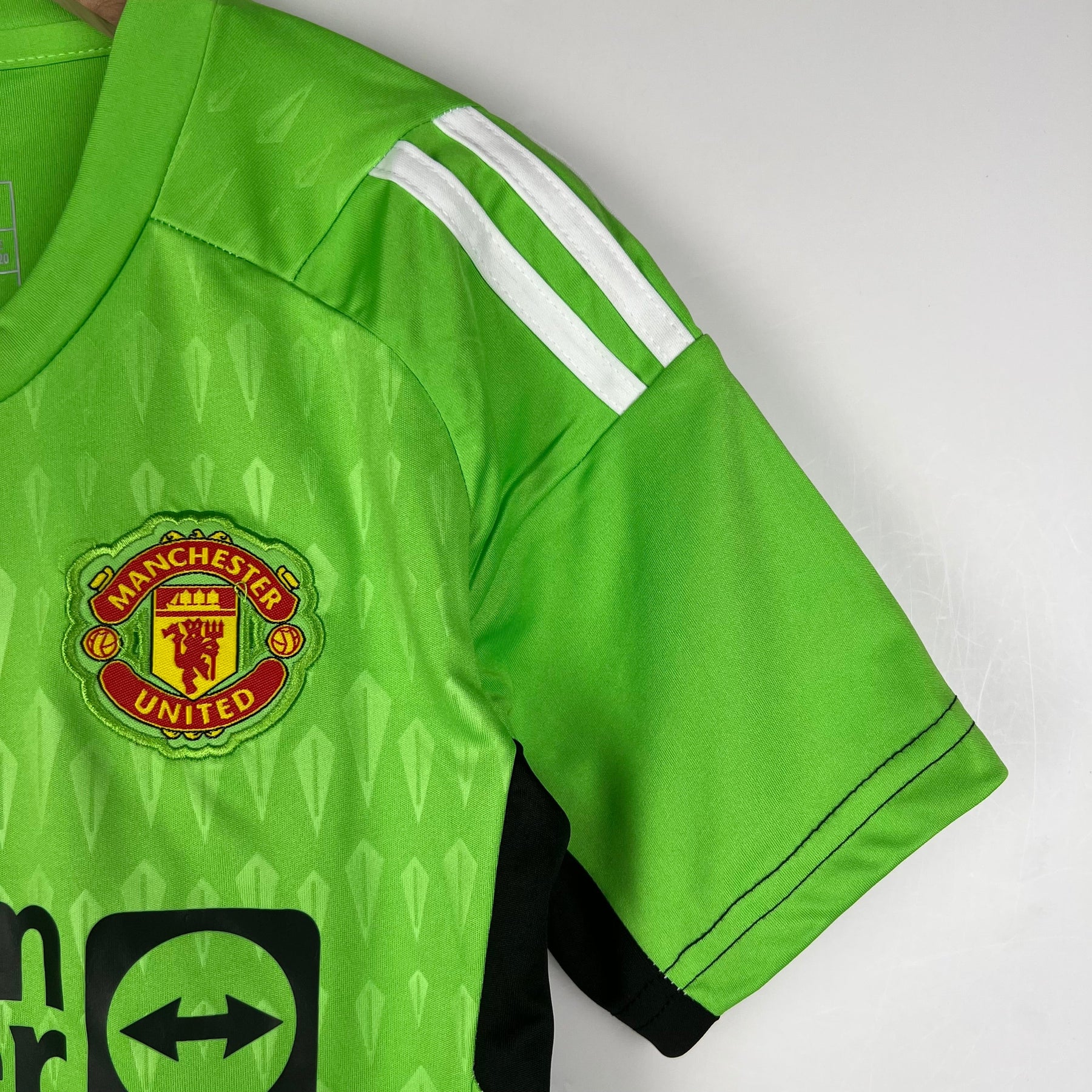 KIT INFANTIL MANCHESTER UNITED GOLEIRO GREEN 23/24