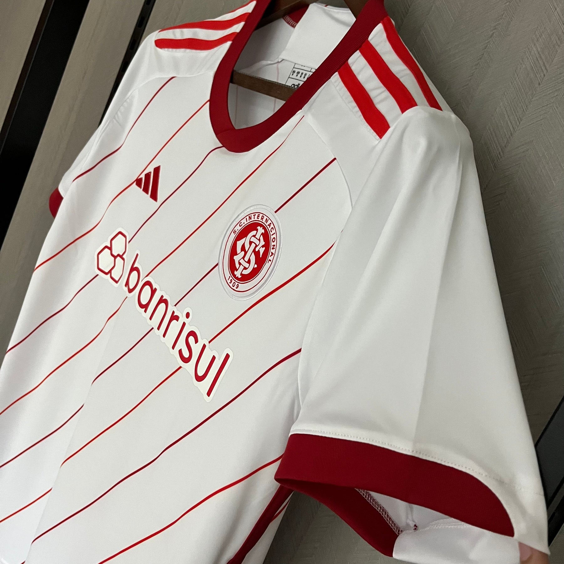 CAMISA INTERNACIONAL AWAY 23/24