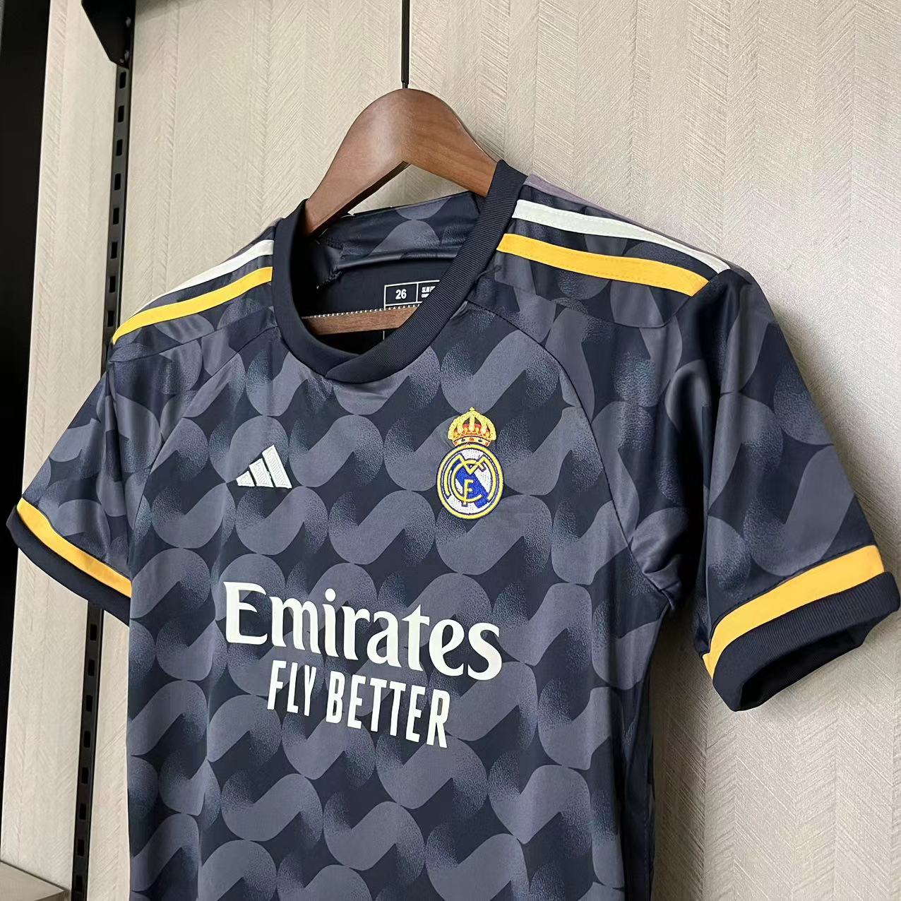 KIT INFANTIL REAL MADRID AWAY 23/24