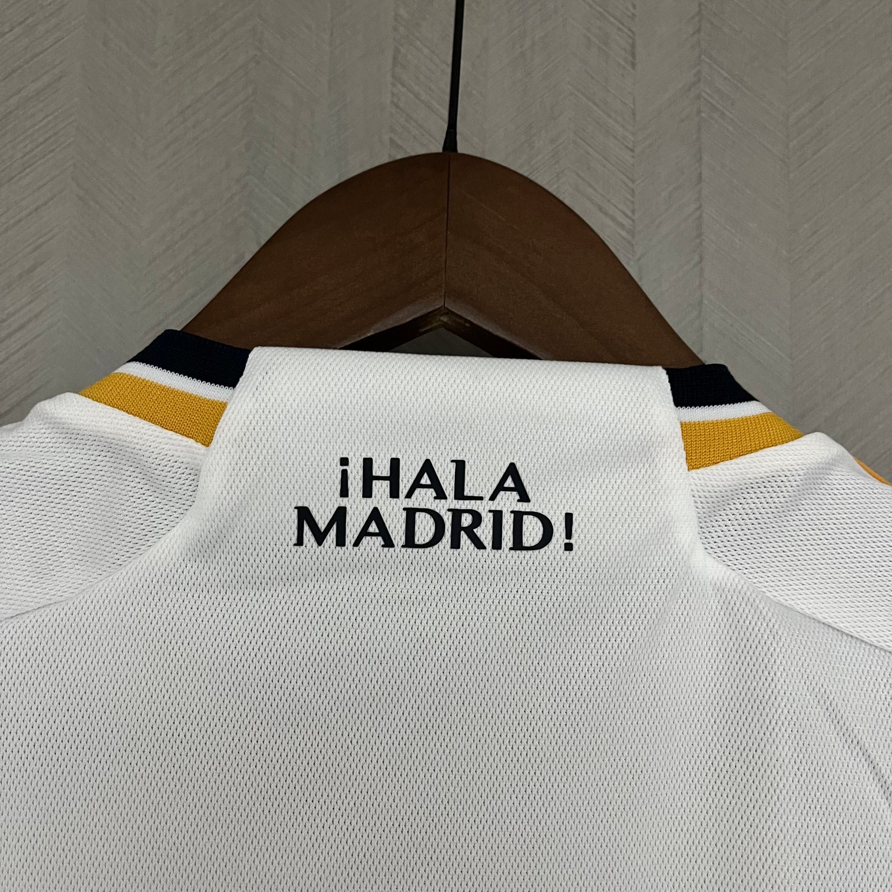 KIT INFANTIL REAL MADRID HOME 23/24