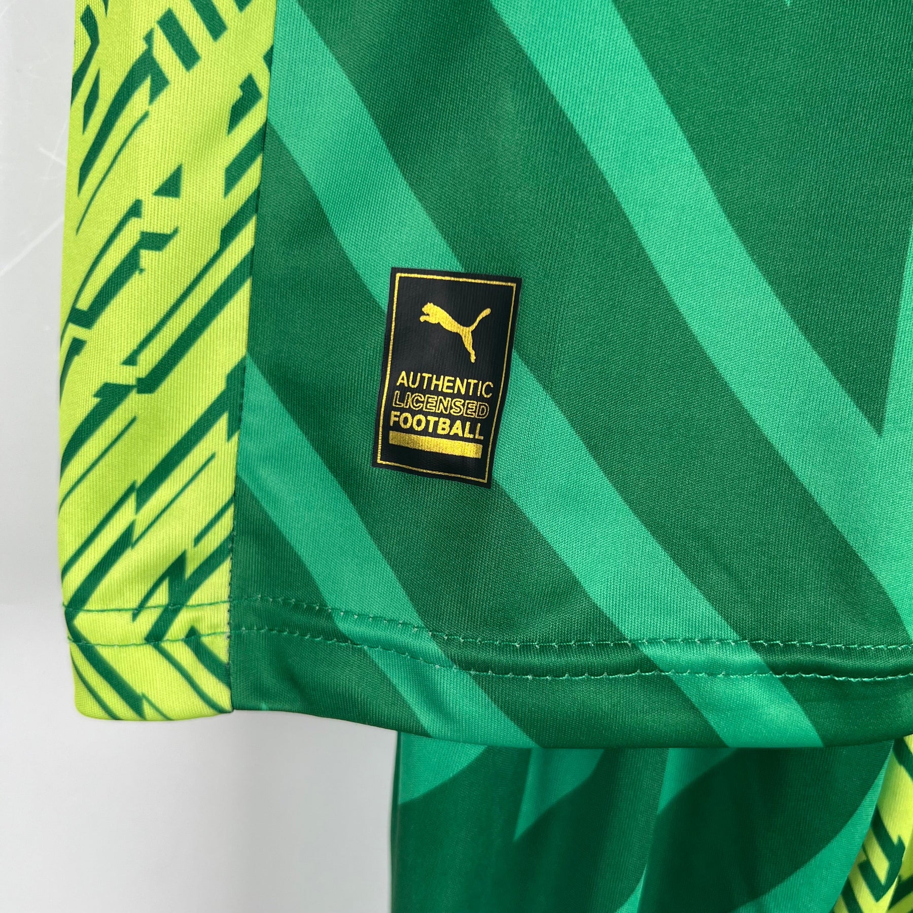 KIT INFANTIL MANCHESTER CITY GOLEIRO VERDE 23/24