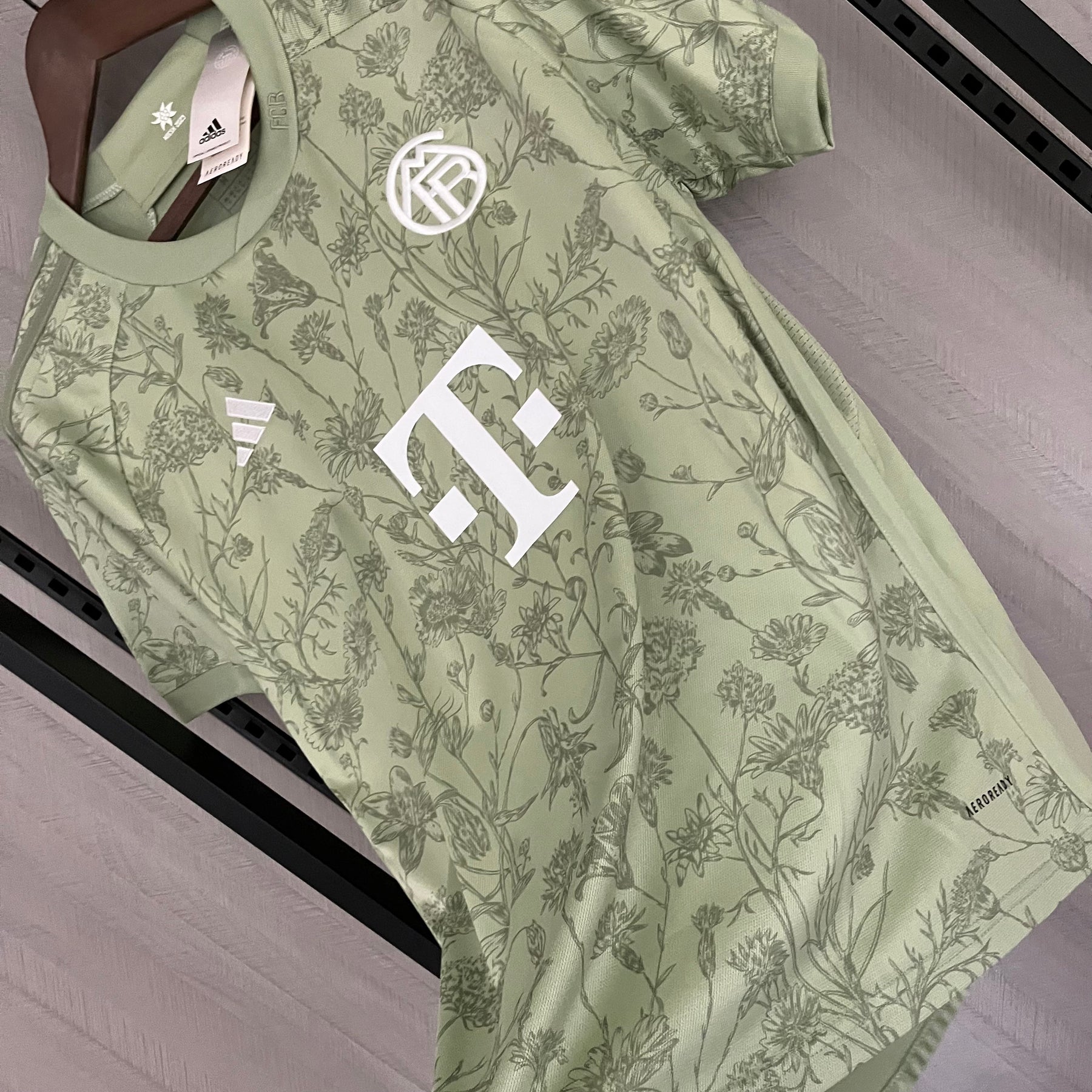 CAMISA BAYERN DE MUNICH FOURTH 23/24