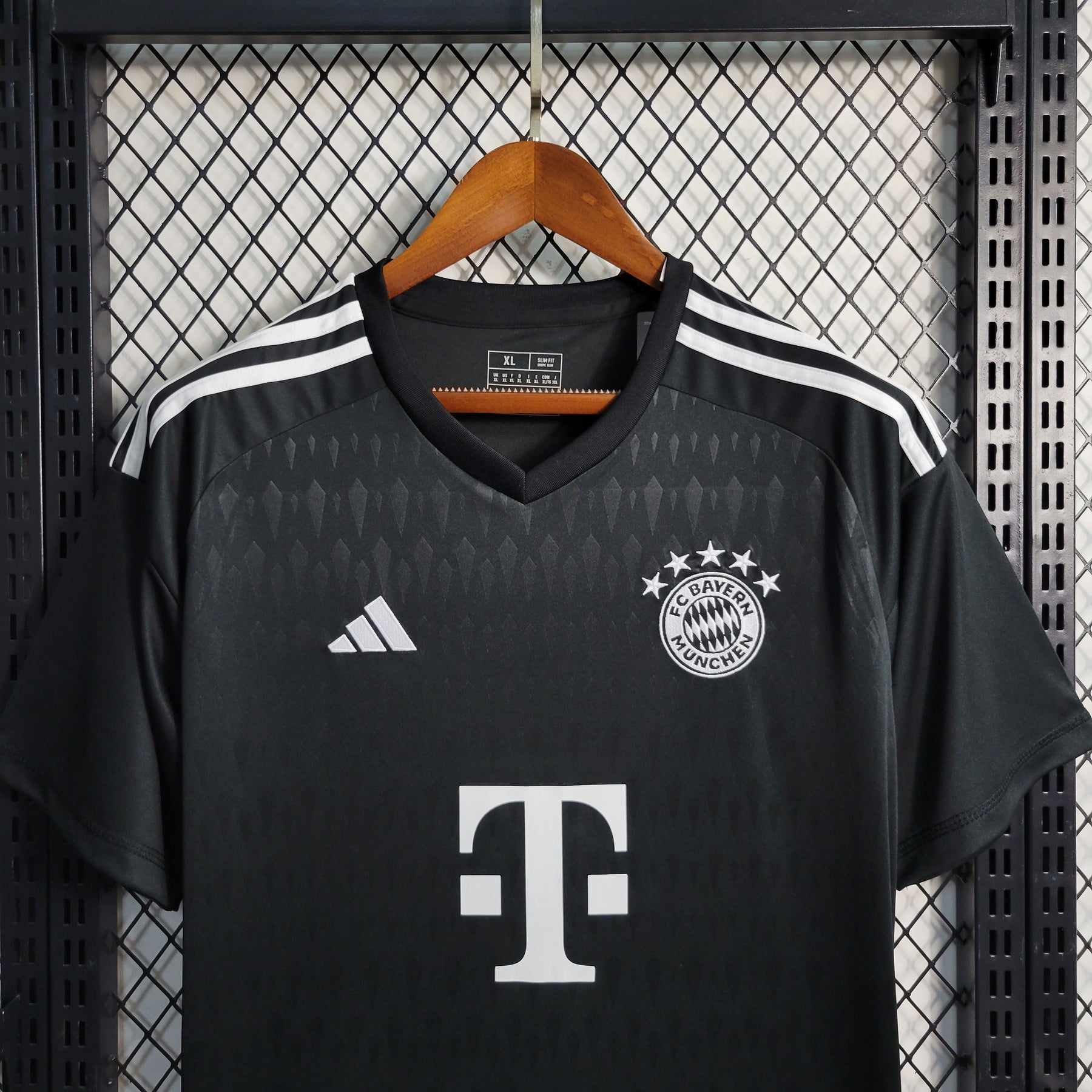 CAMISA BAYERN DE MUNICH BLACK 23/24