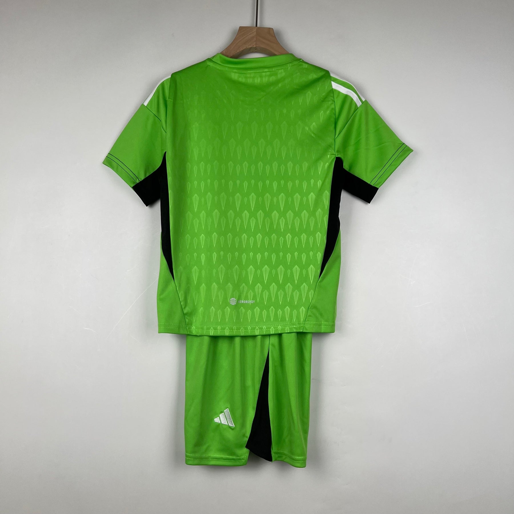 KIT INFANTIL MANCHESTER UNITED GOLEIRO GREEN 23/24