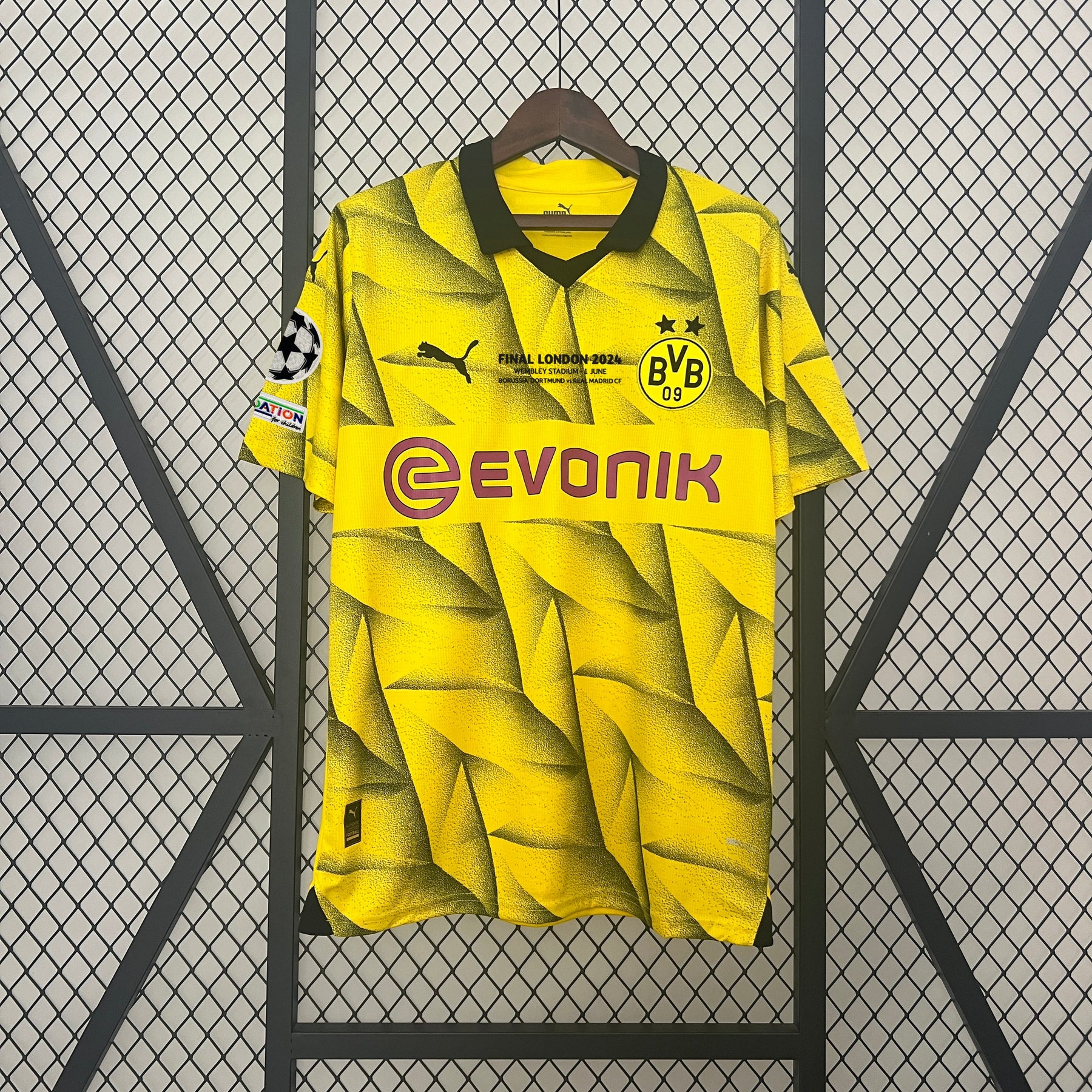 CAMISA BORUSSIA DORTMUND COPA 23/24