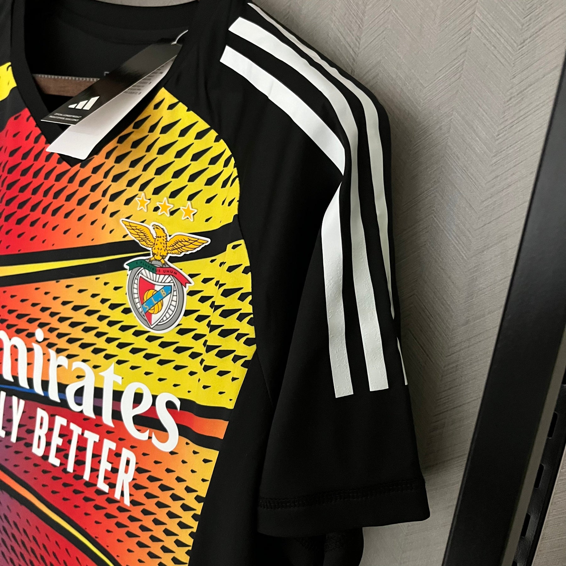 CAMISA BENFICA PRÉ-JOGO 23/24