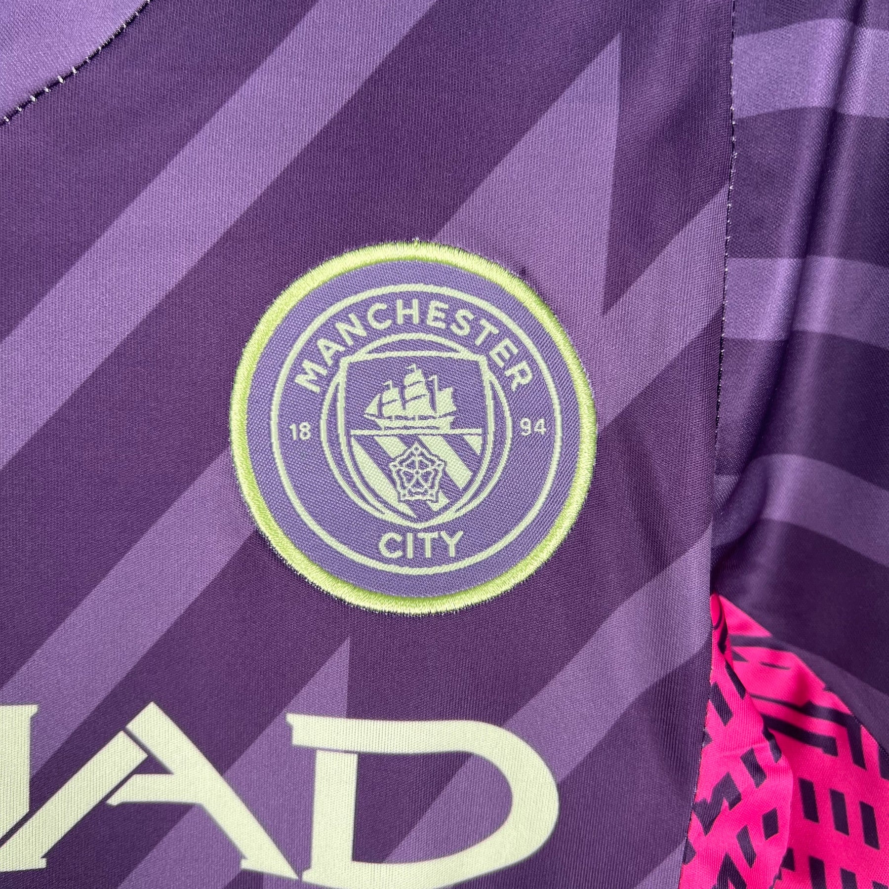 KIT INFANTIL MANCHESTER CITY GOLEIRO ROXO 23/24