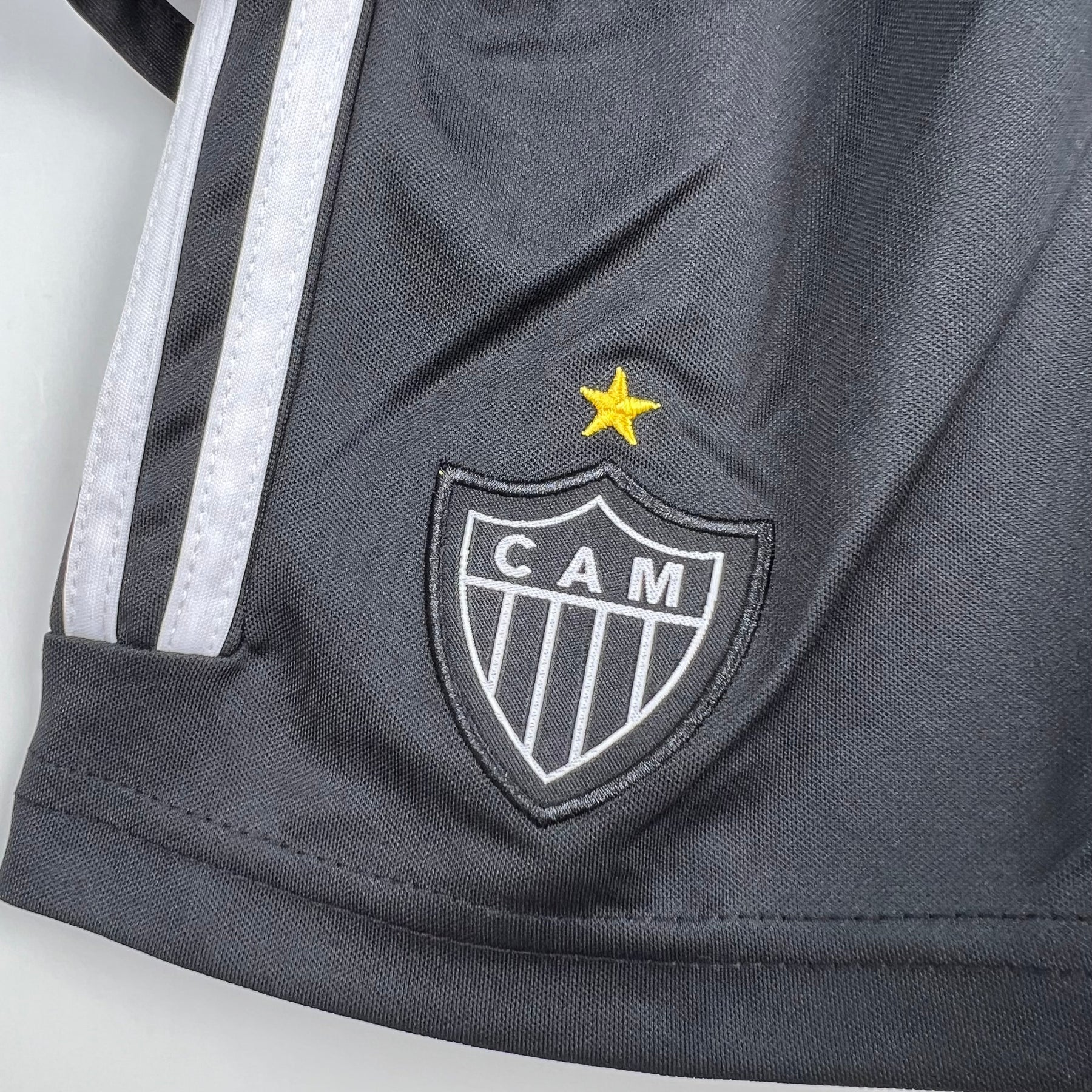 KIT INFANTIL ATLÉTICO MINEIRO HOME 23/24