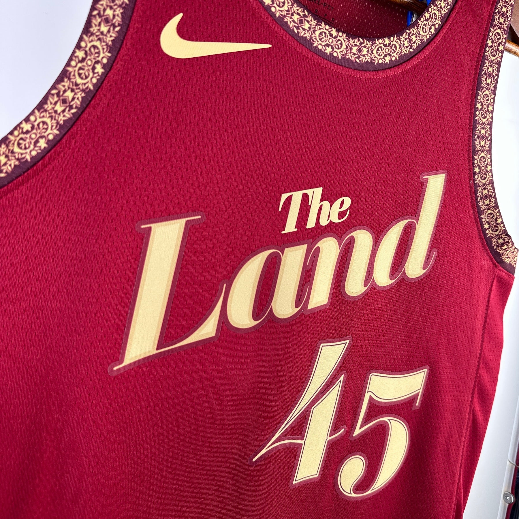 NBA CLEVELAND CAVALIERS CITY EDITION RED 23/24