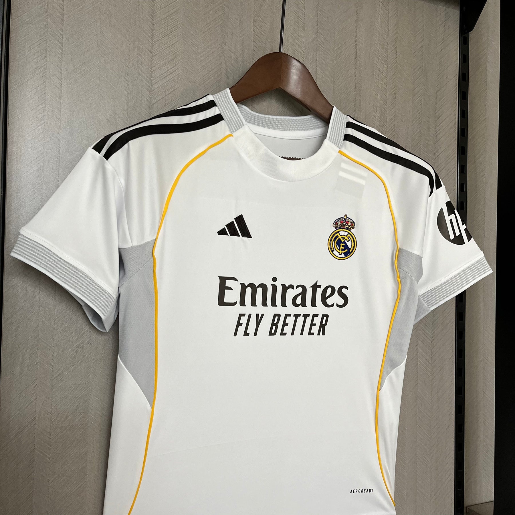 KIT INFANTIL REAL MADRID HOME 25/26
