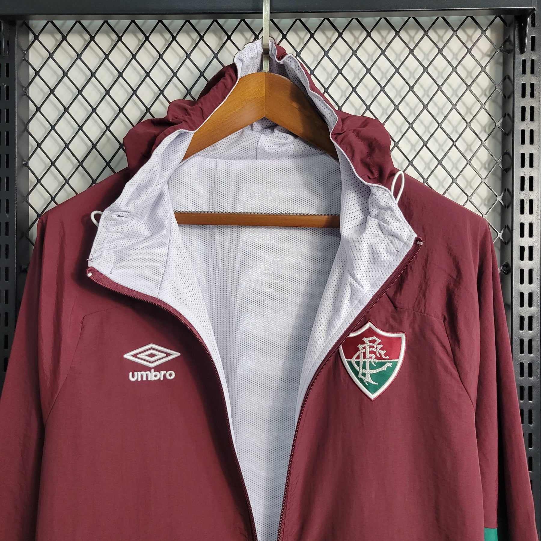 CORTA-VENTO FLUMINENSE GRENÁ 23/24