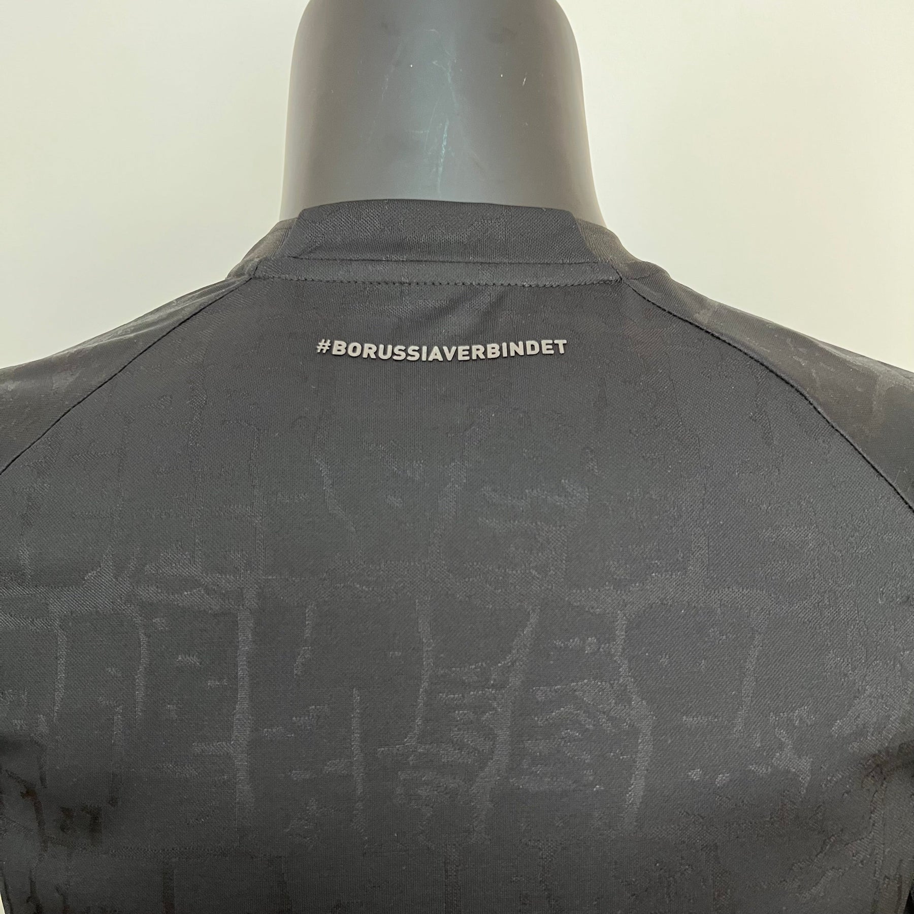 CAMISA BORUSSIA DORTMUND VERSÃO JOGADOR EDIÇÃO LIMITADA 22/23