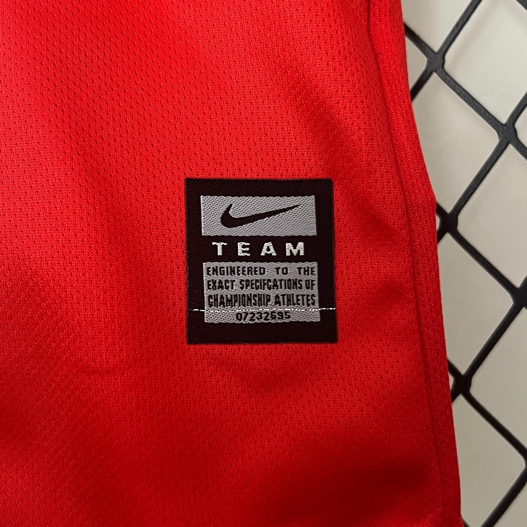 KIT INFANTIL RETRÔ MANCHESTER UNITED HOME 09/10