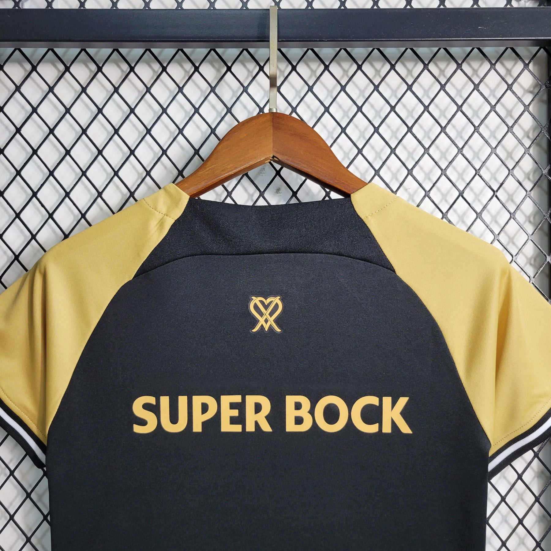 KIT INFANTIL SPORTING LISBOA EDIÇÃO CR7 23/24