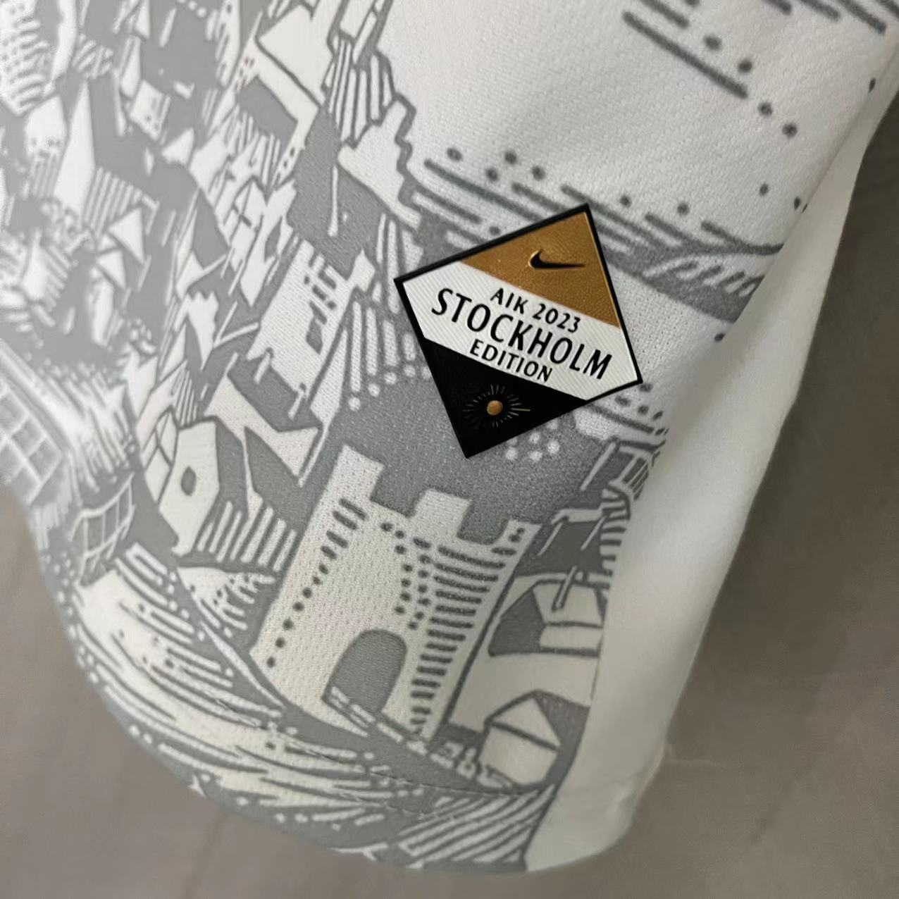 CAMISA AIK 132 ANOS EDIÇÃO COMEMORATIVA 23/24